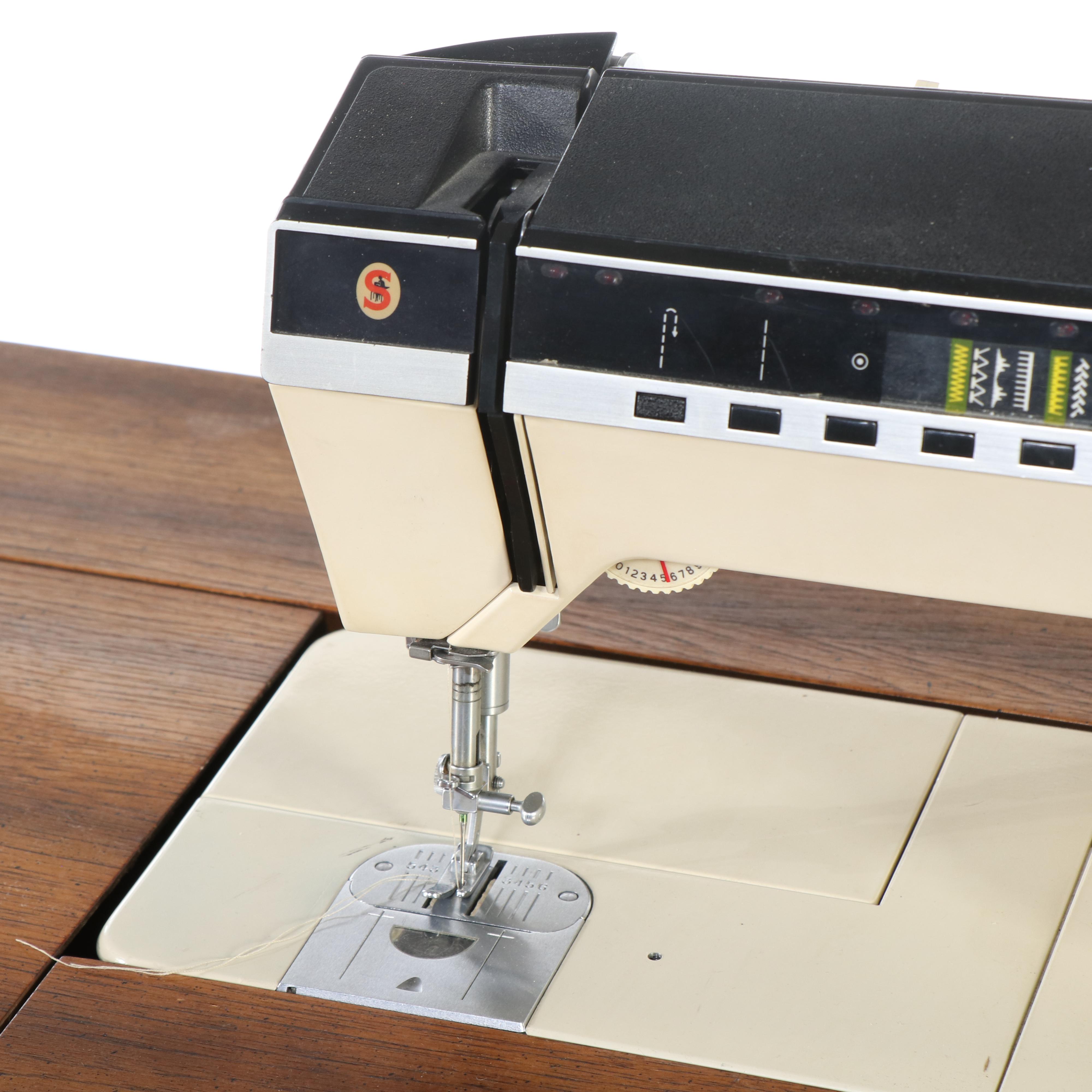 Singer Athena 2000 Electronic Sewing Machine in Colonial Style Walnut Cabinet