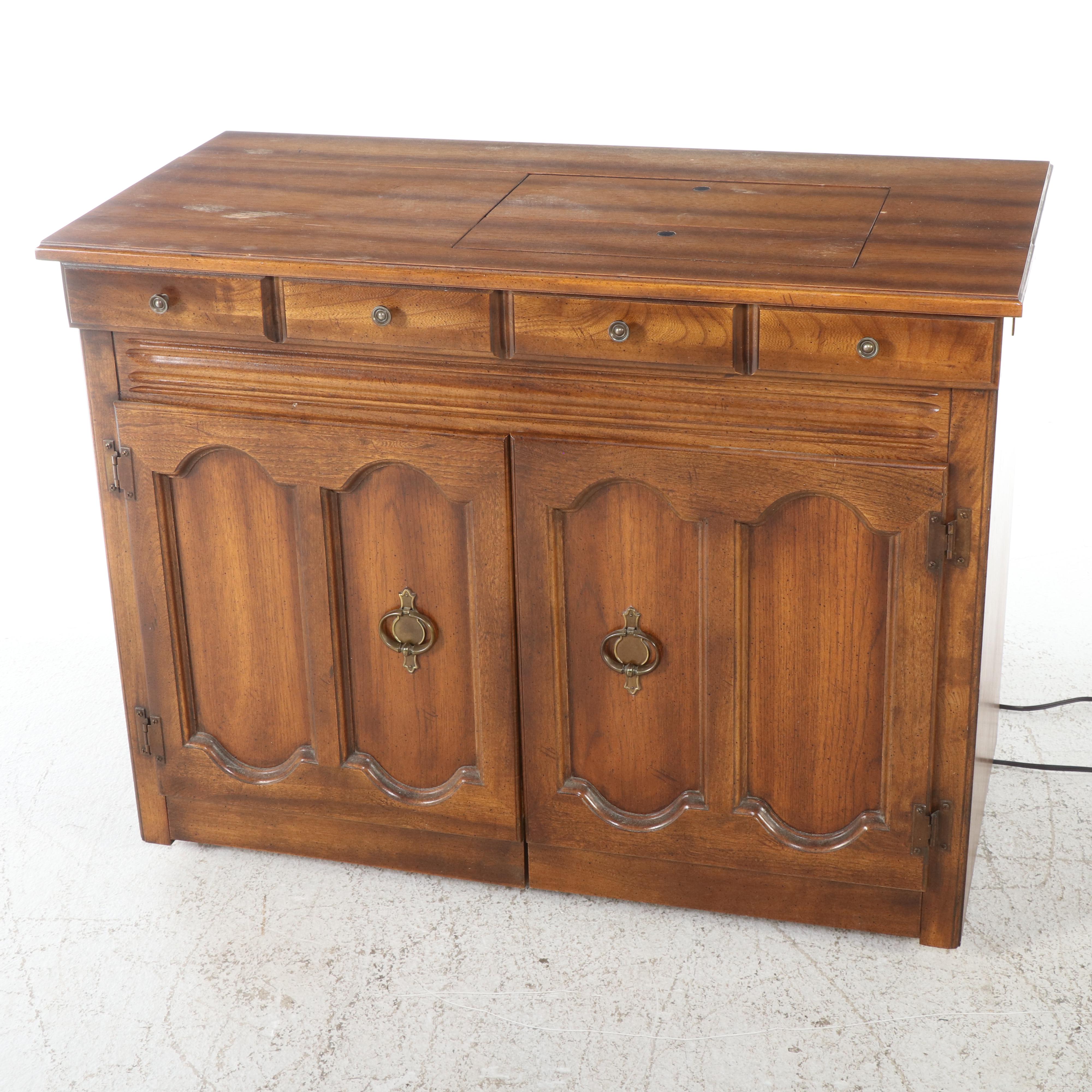 Singer Athena 2000 Electronic Sewing Machine in Colonial Style Walnut Cabinet