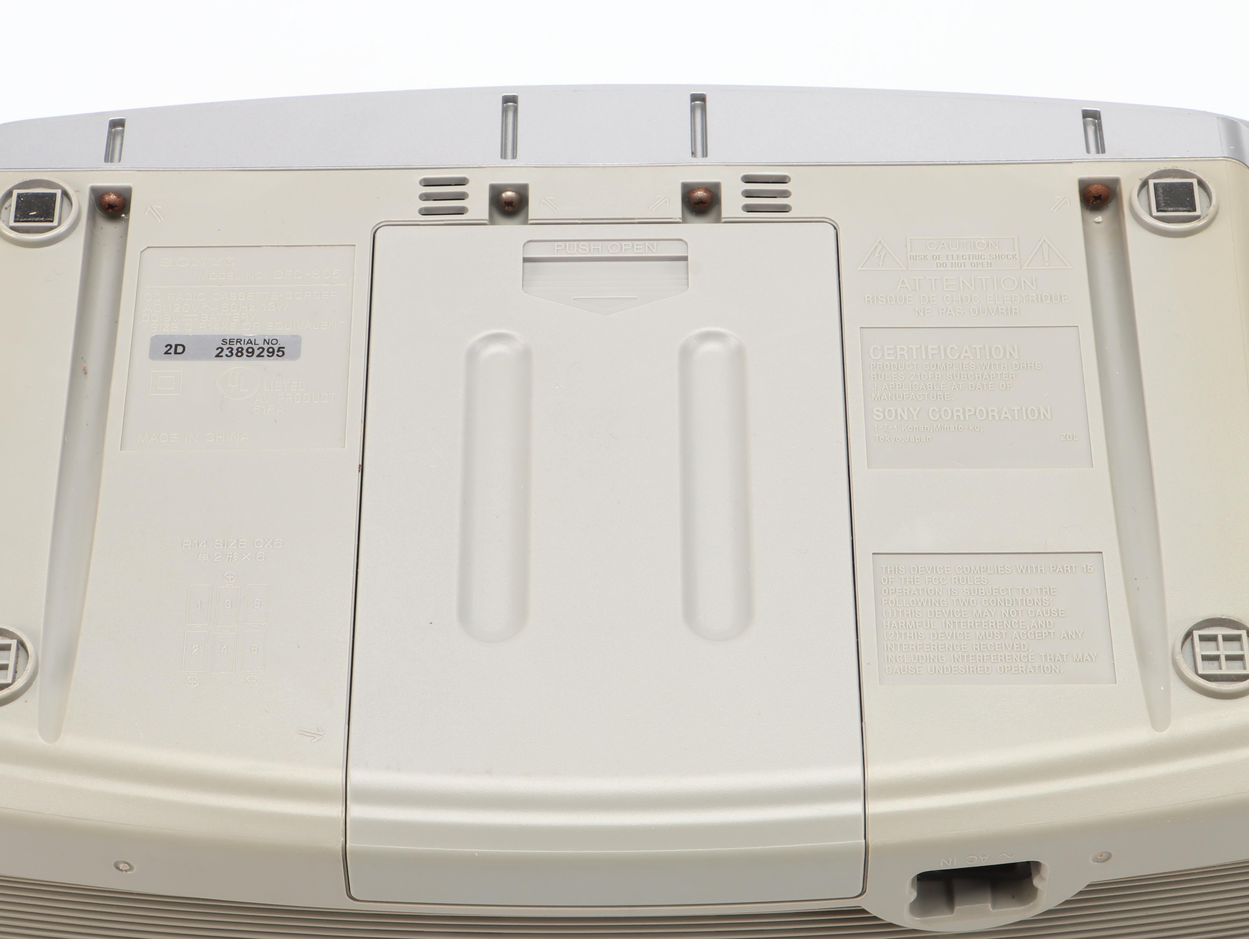 Sony CFD-S05 CD, Radio, and Cassette-Corder with CDs