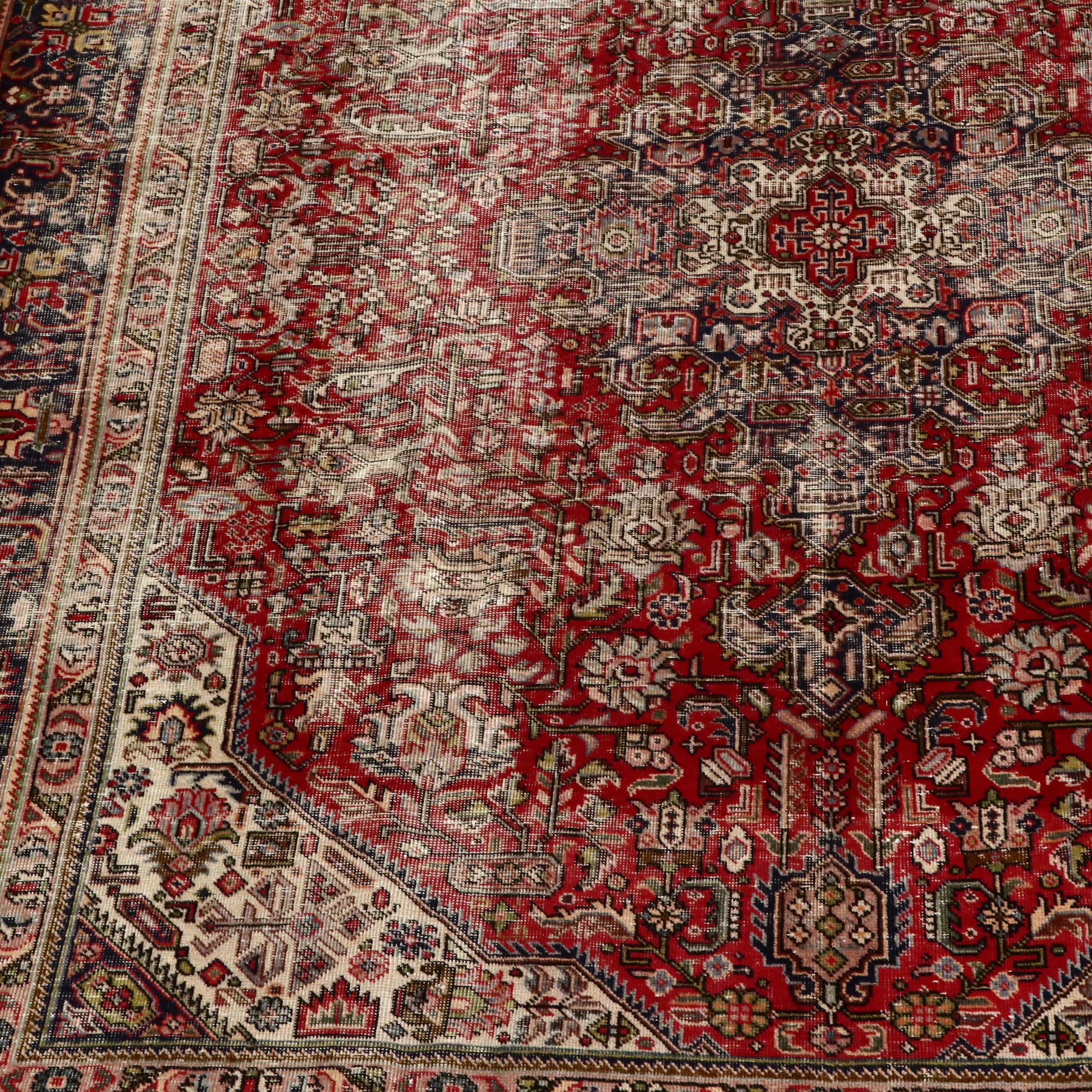 9'9 x 12'5 Hand-Knotted Persian Heriz Room-Sized Rug