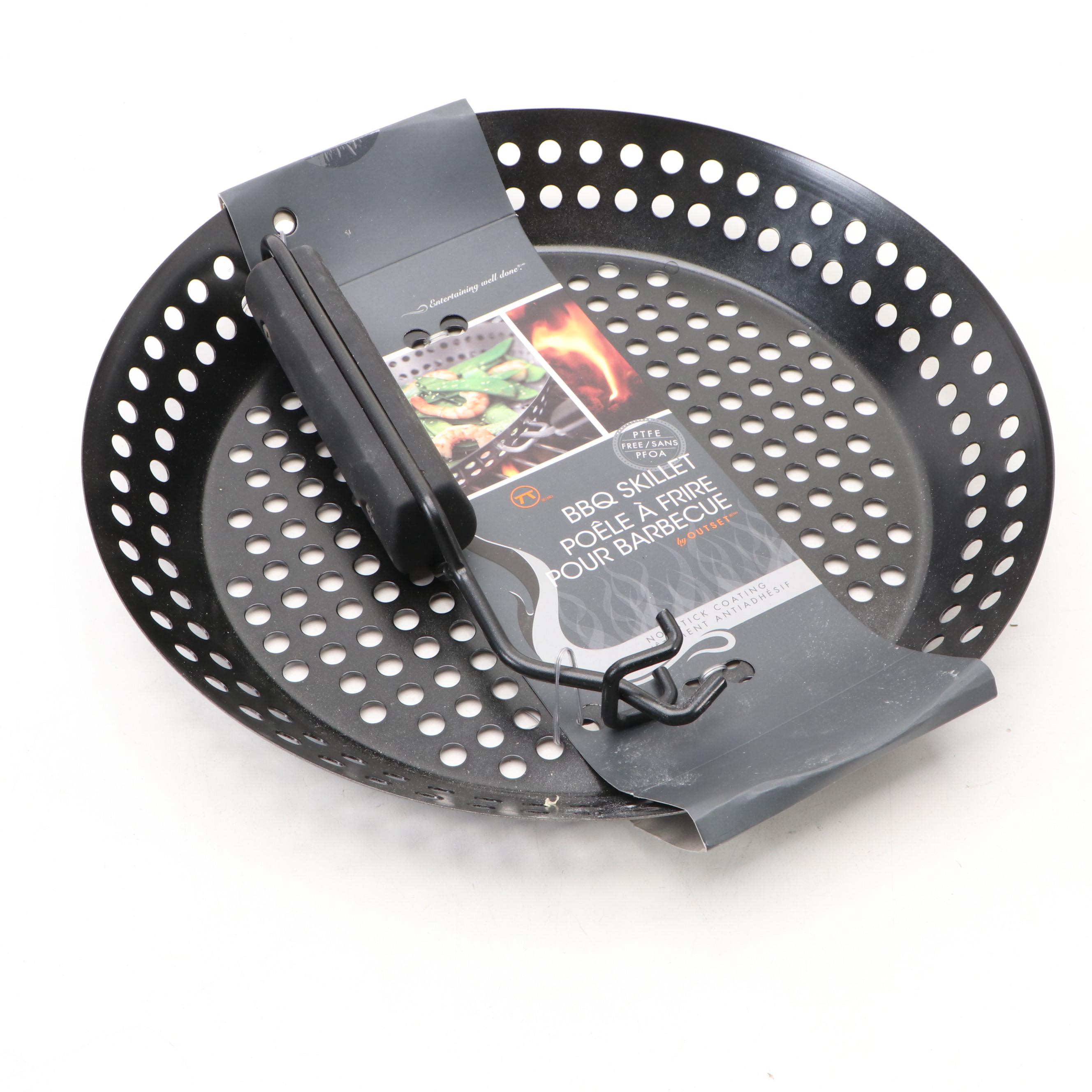 Copper Chef Deep Square Copper Pan with Other Kitchenware