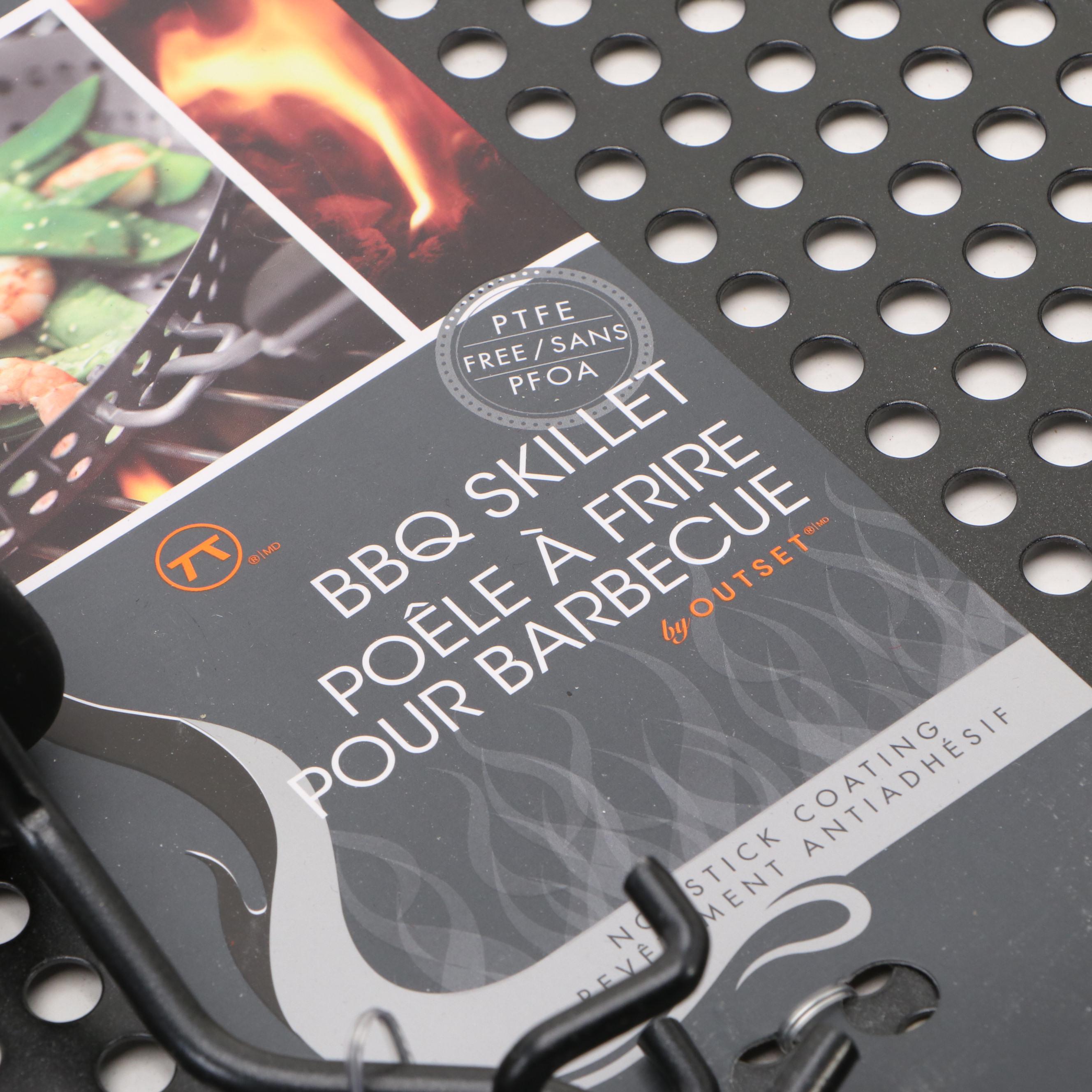 Copper Chef Deep Square Copper Pan with Other Kitchenware