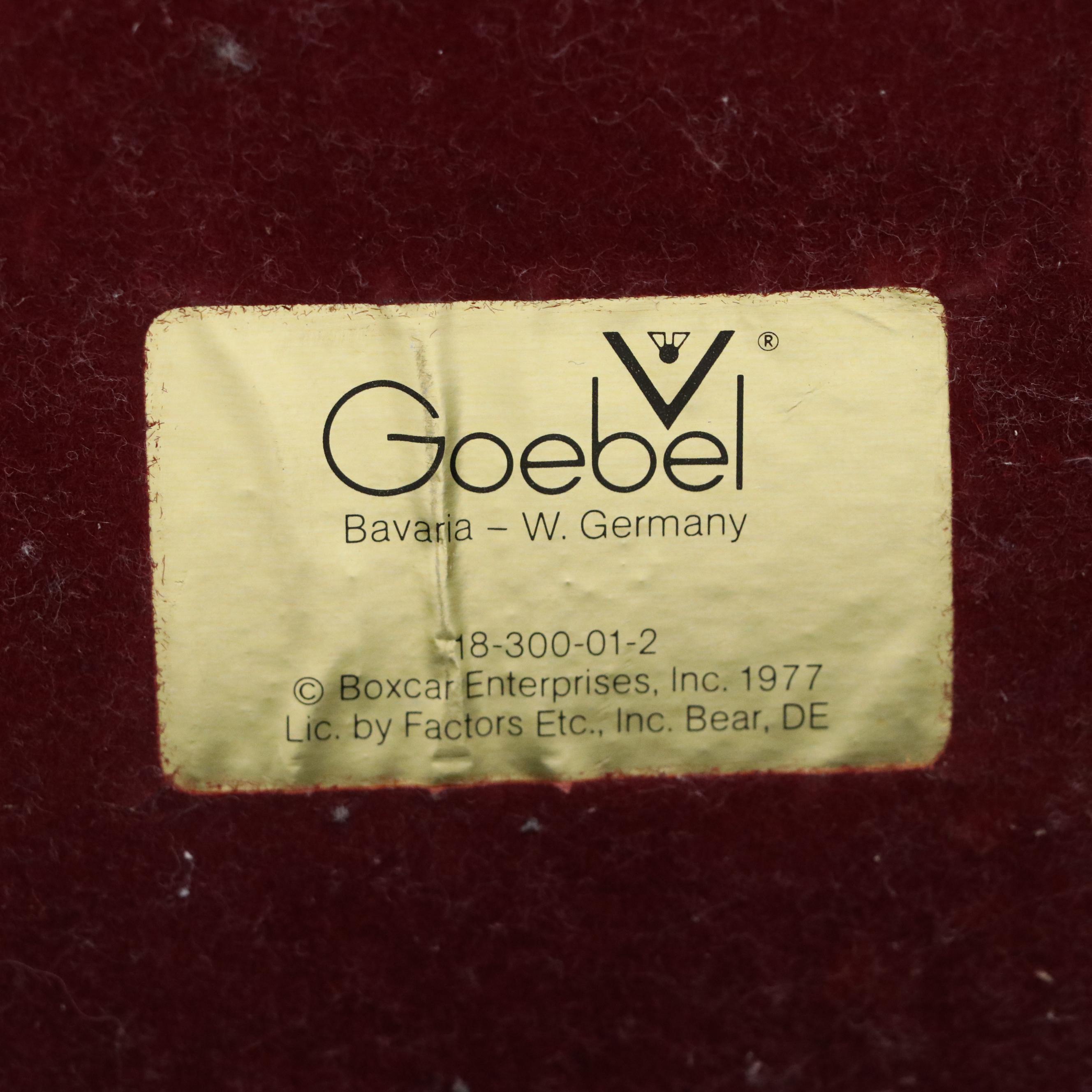 Goebel "Elvis Presley 1935 - 1977" Porcelain Bust, Late 20th Century