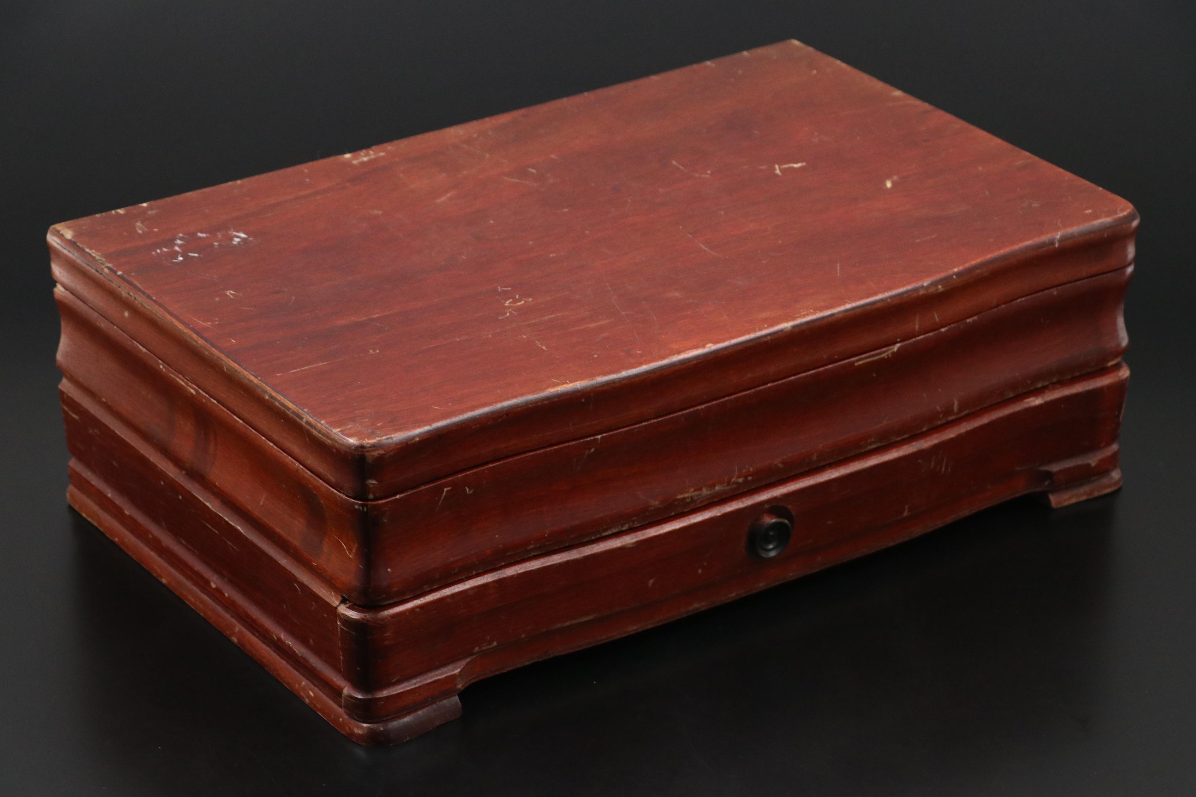 Reed & Barton Sterling Silver Flatware with Thomas Harper II Silver Spoon