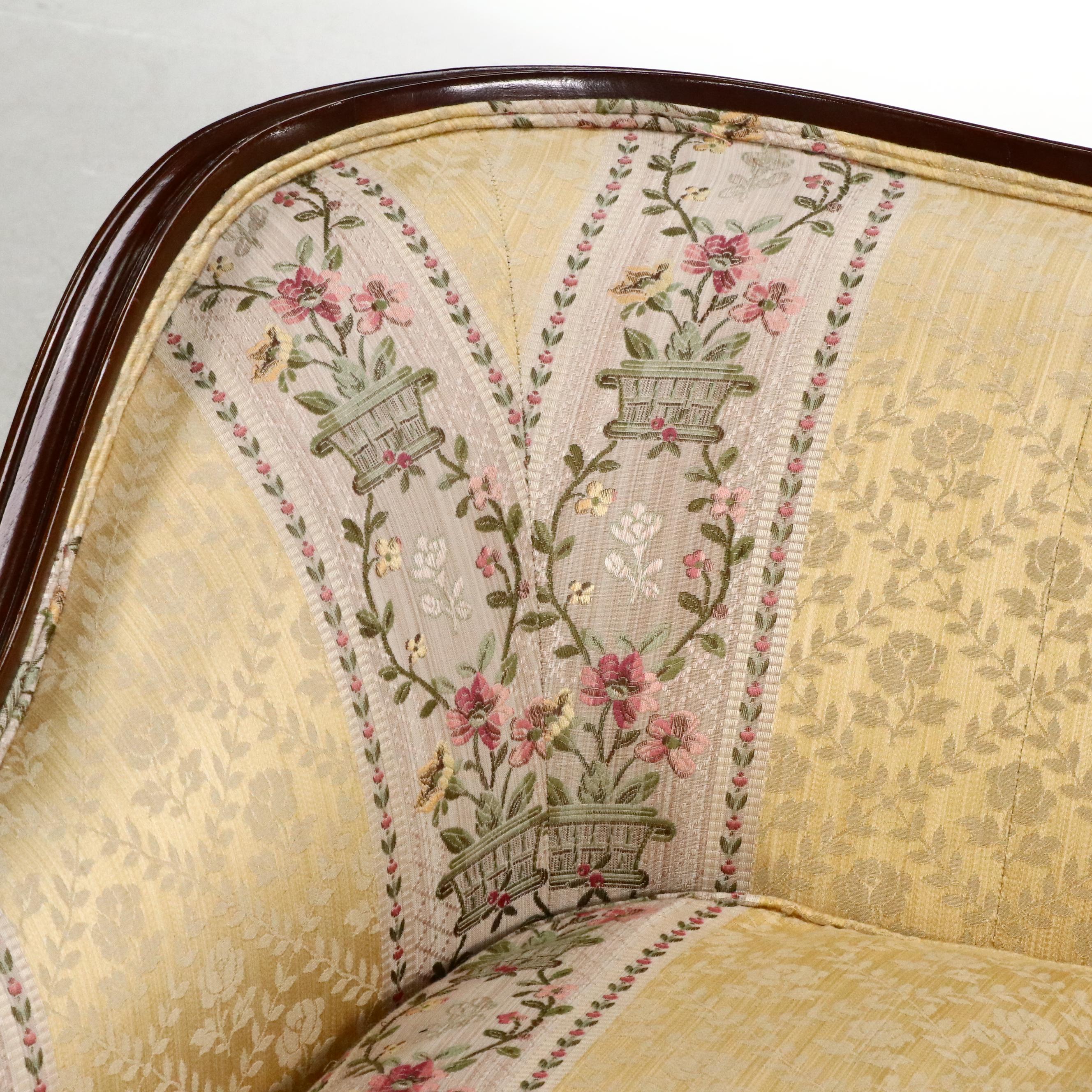 Biggs Manufacturing Co. Hepplewhite Style Upholstered Sofa, 20th Century