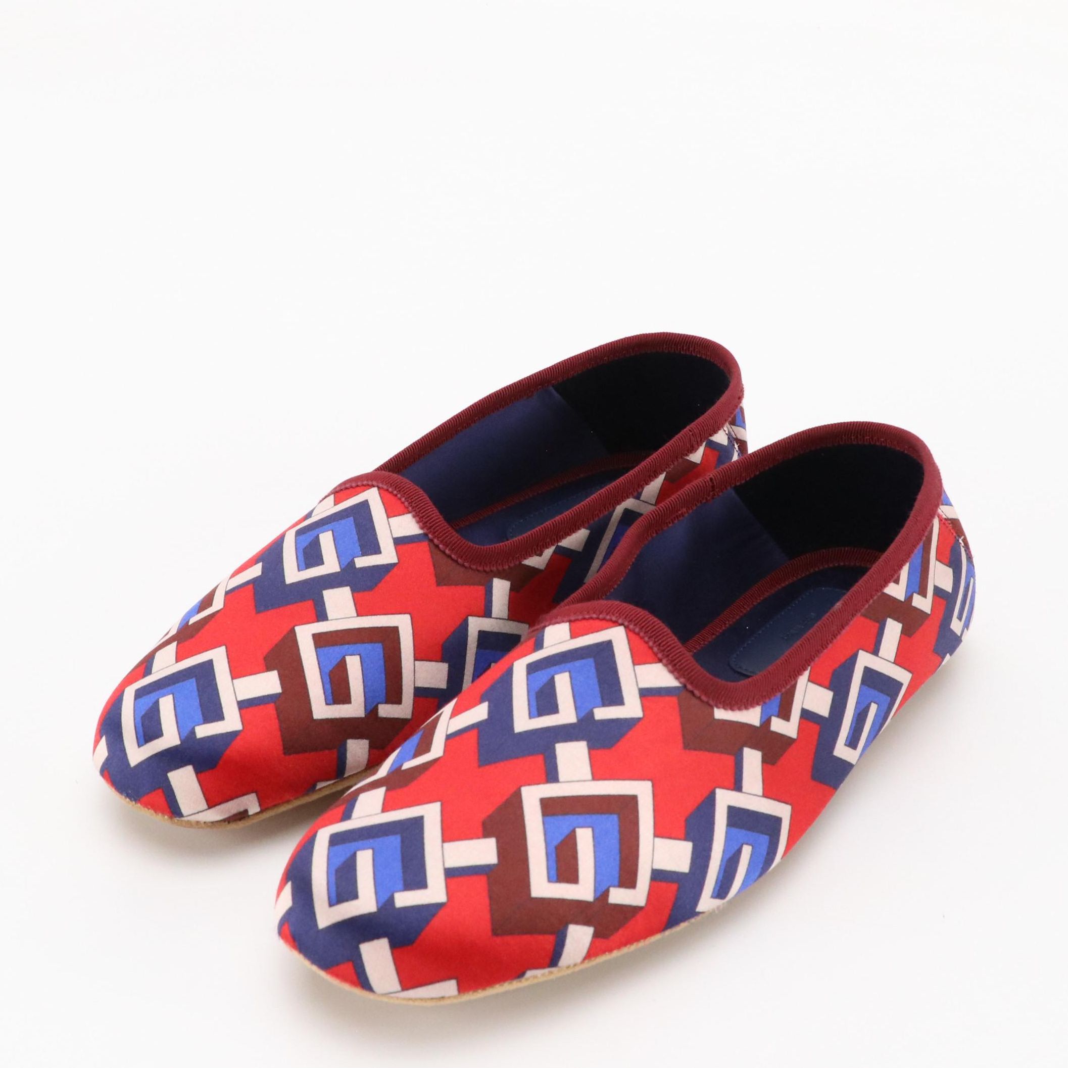 Gucci Silk Blend Slippers in Geometric G Print