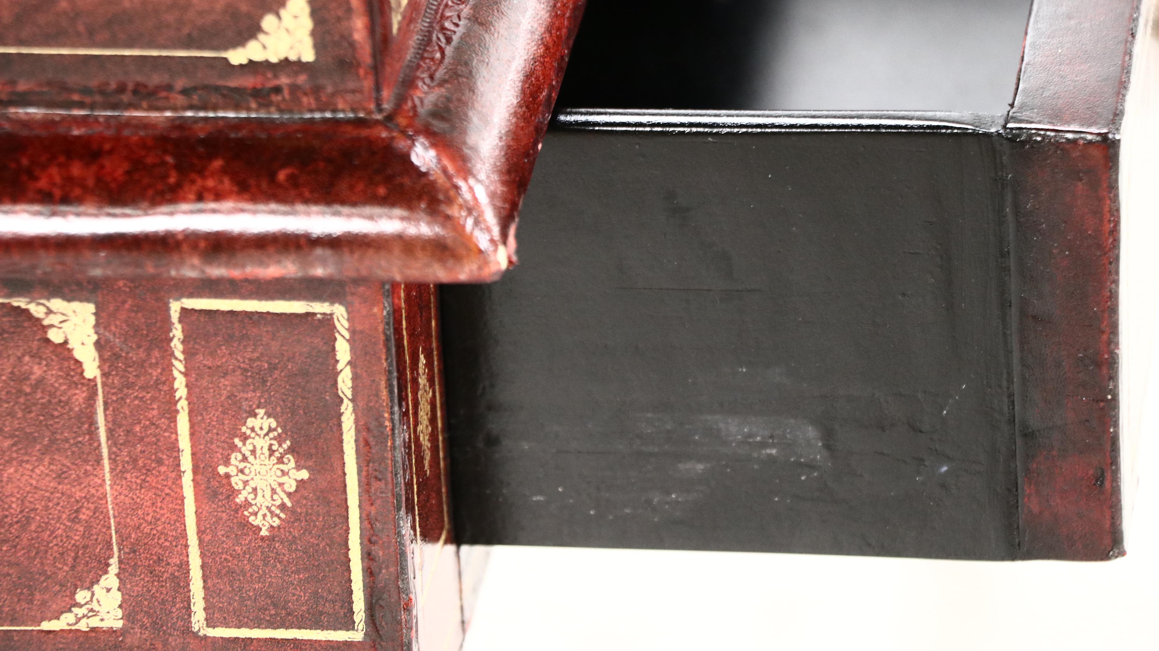 Maitland-Smith Hepplewhite Style Wood and Leather Carlton House Desk and Chair