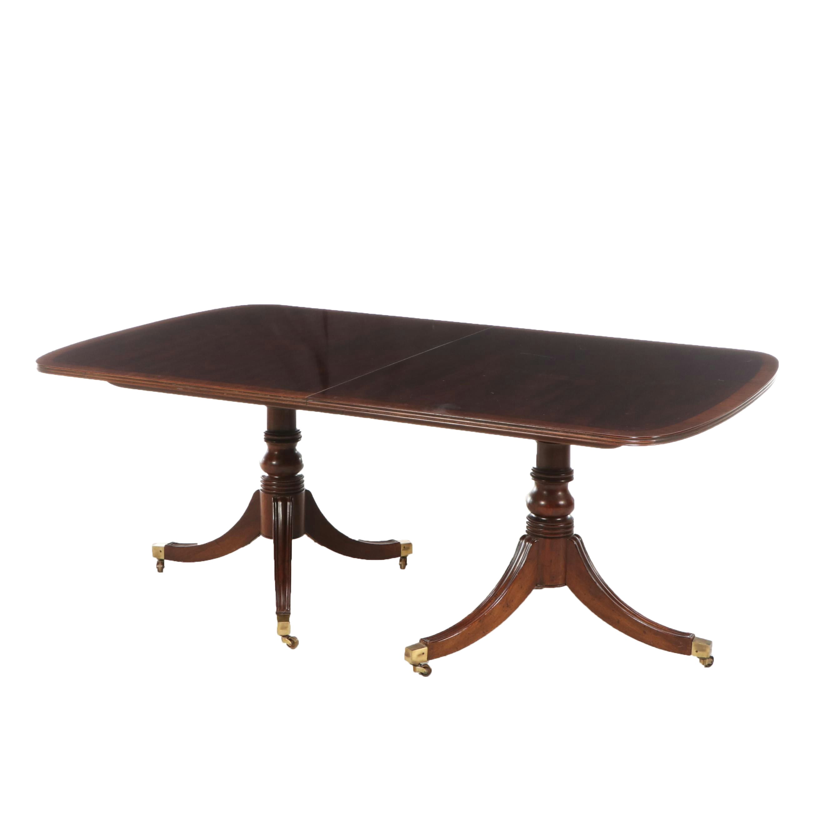 Henredon Duncan Phyfe Style Mahogany Dining Table, 20th Century
