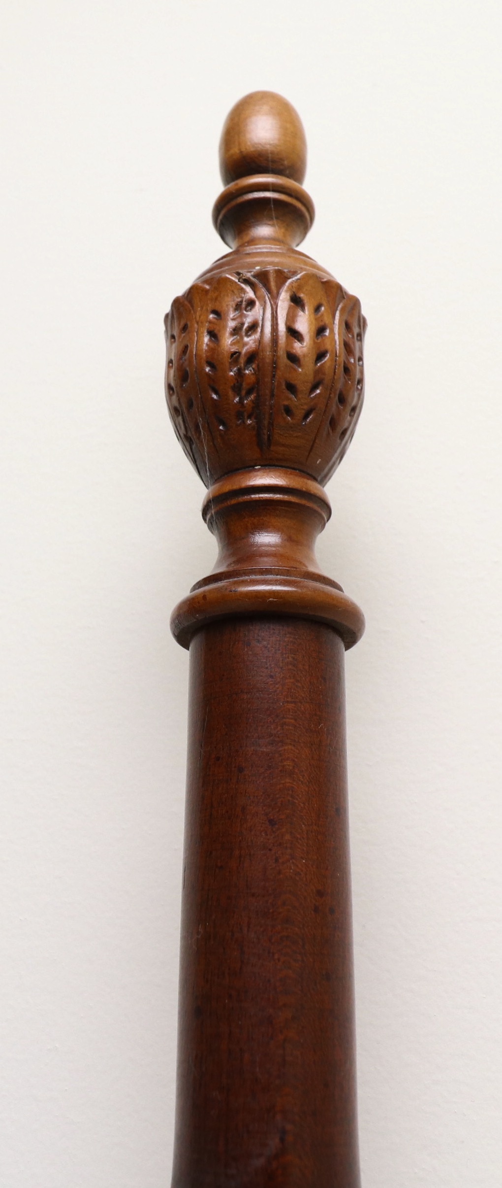 Henredon Four-Poster Mahogany Queen Bed and Ethan Allen Bedding