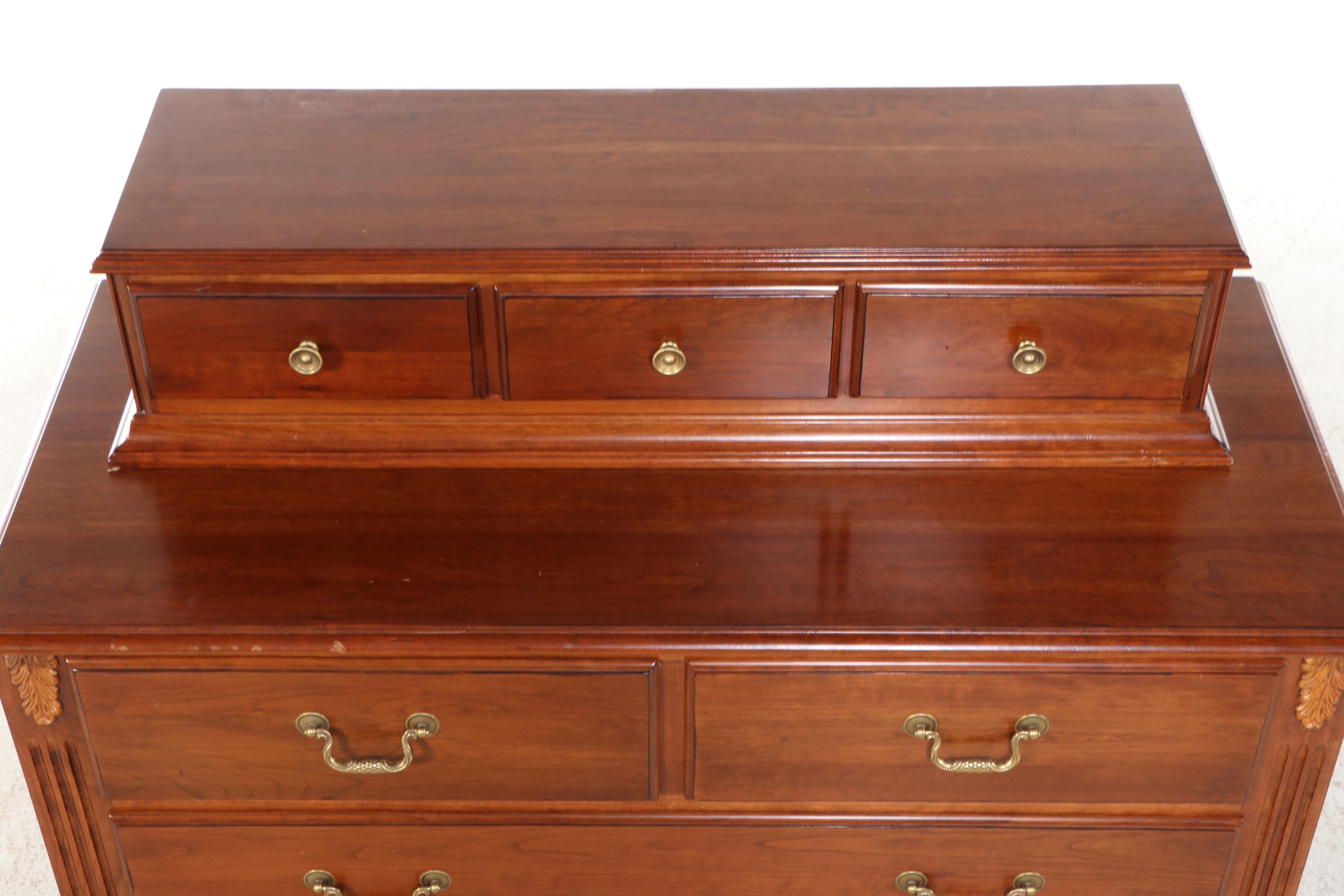 Ethan Allen Heirloom Collection Mahogany Dresser