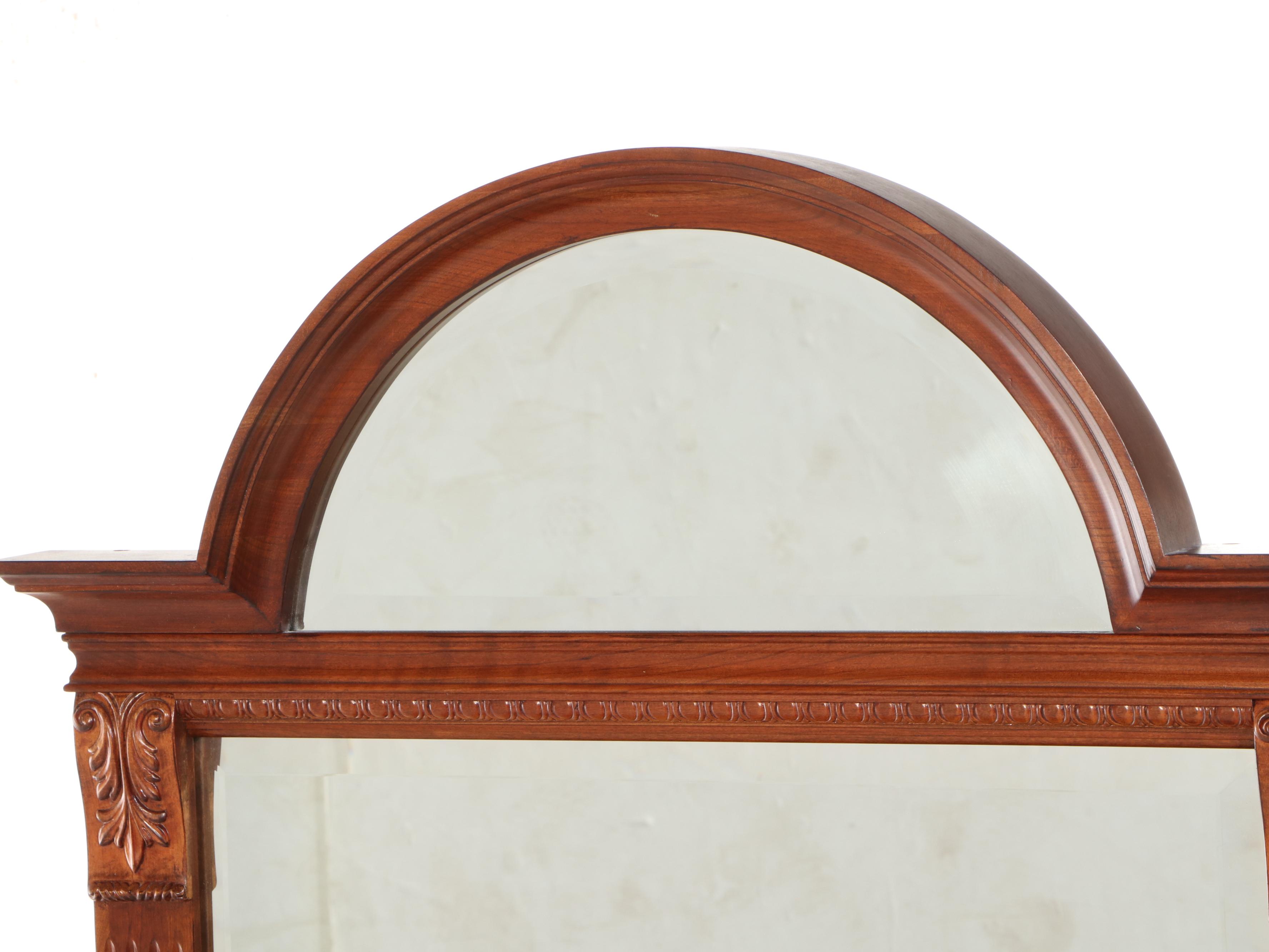 Ethan Allen Heirloom Collection Mahogany Dresser