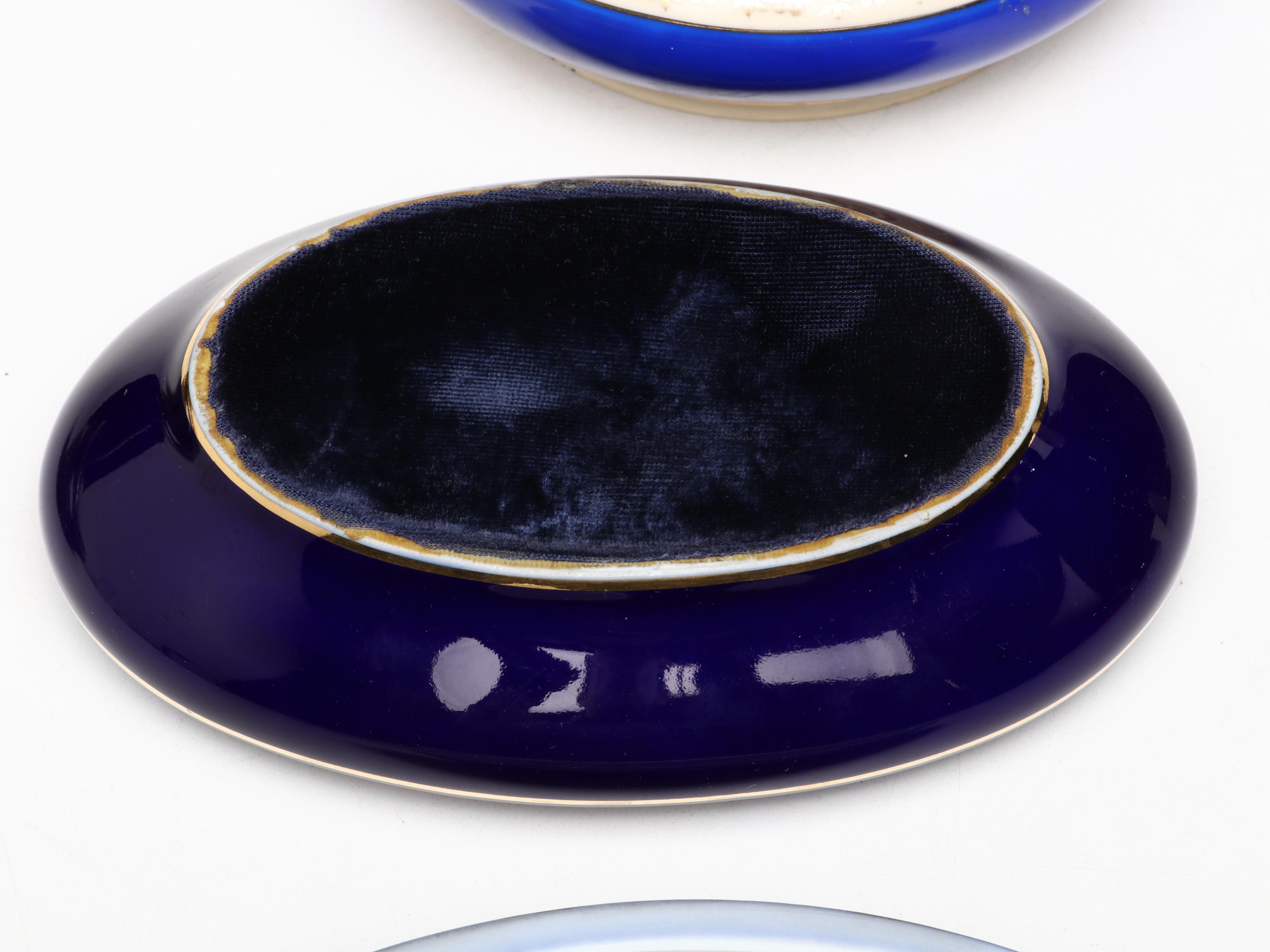 Friedrich Simon Porcelain with Other Pâte-Sur-Pâte Lidded Boxes