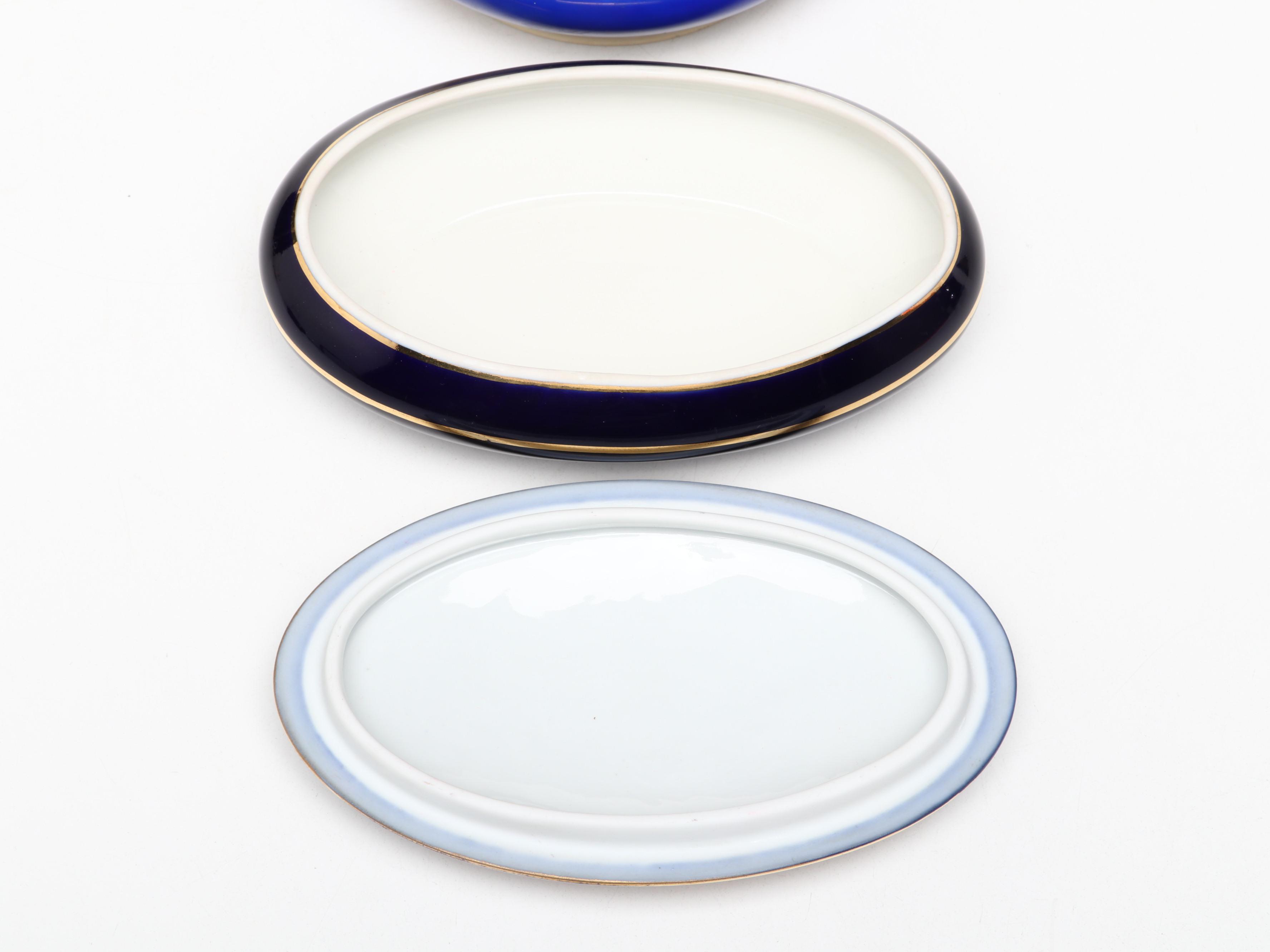 Friedrich Simon Porcelain with Other Pâte-Sur-Pâte Lidded Boxes