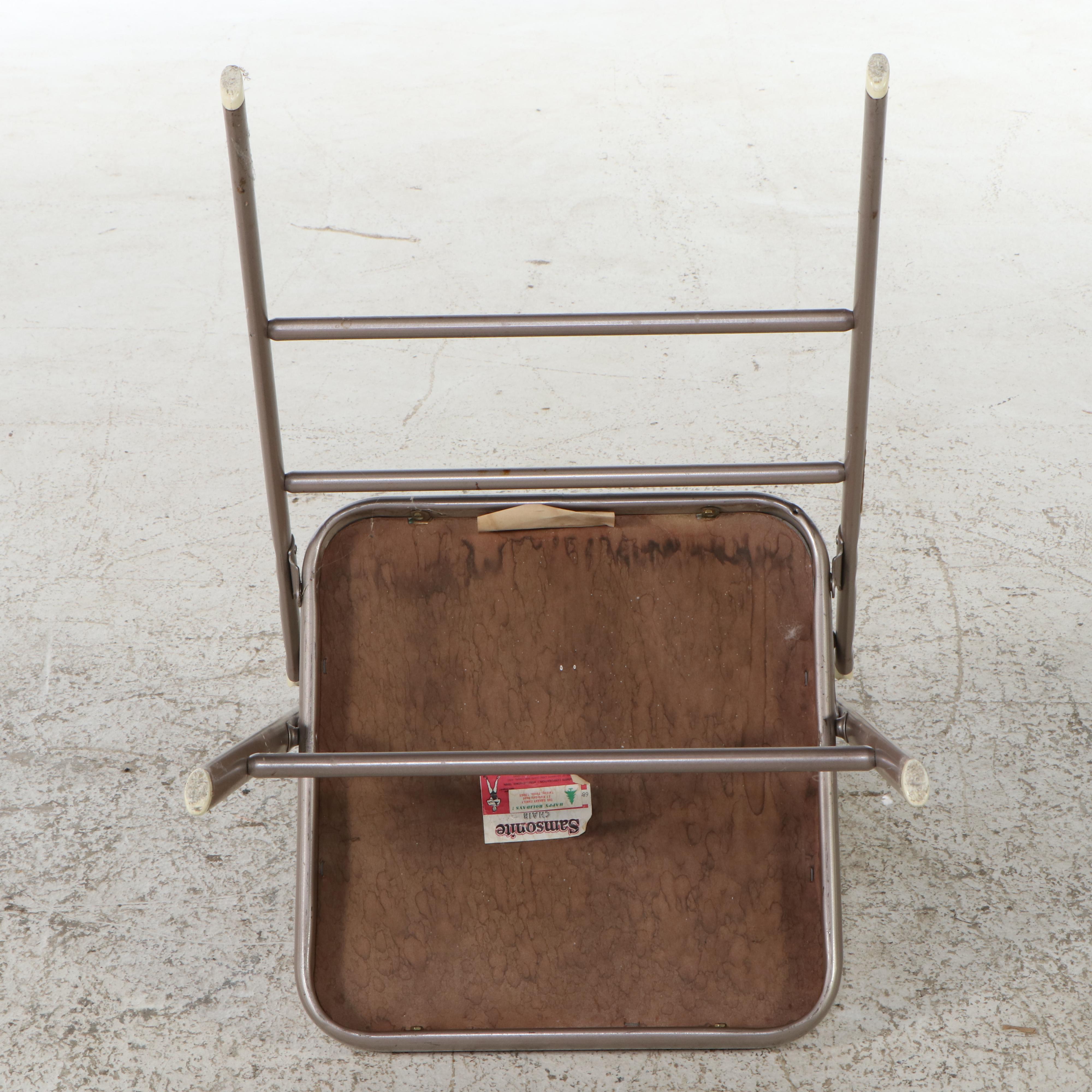 Samsonite Metal and Vinyl Folding Games Table with Chairs