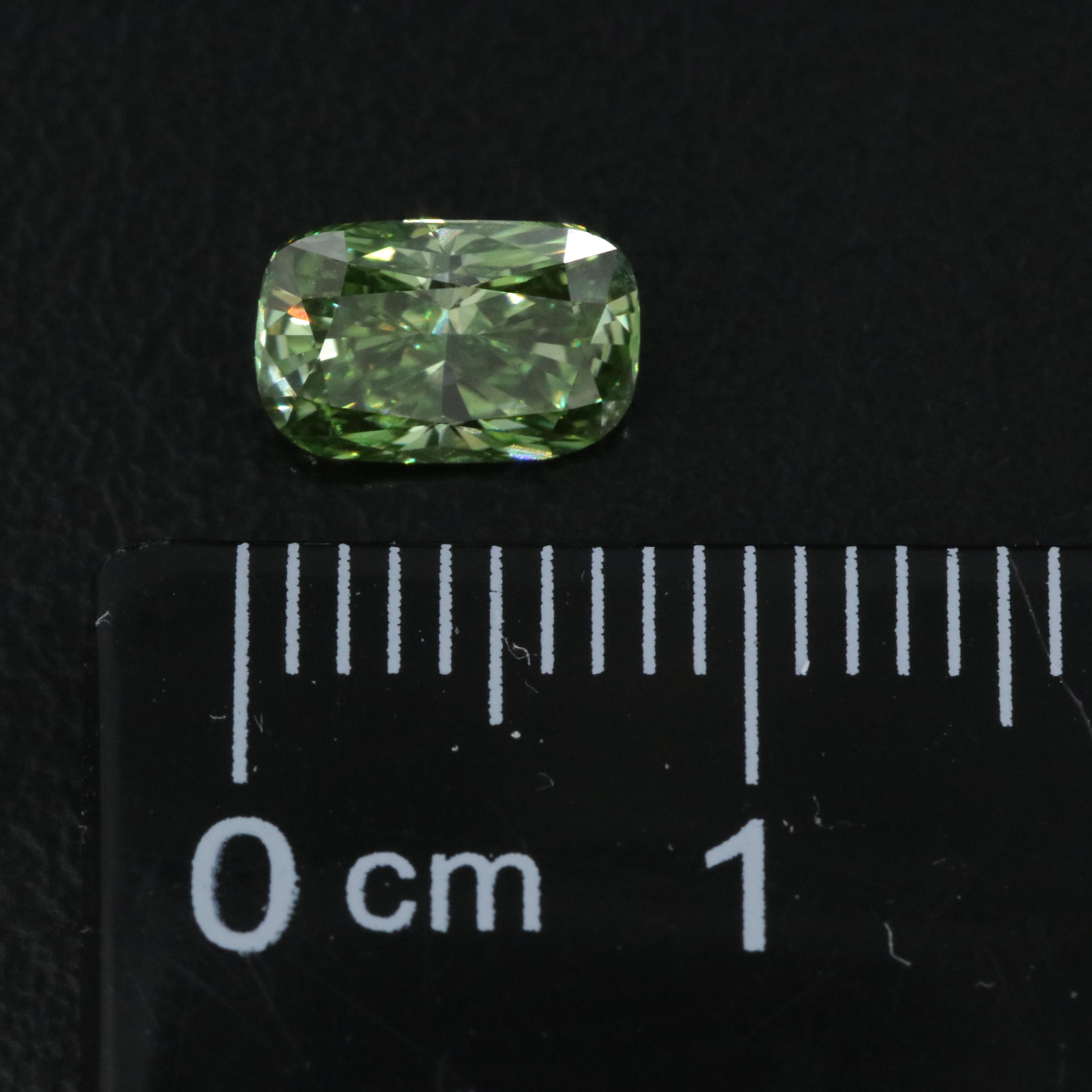Loose 1.01 CT Lab Grown Fancy Green Diamond with IGI Report