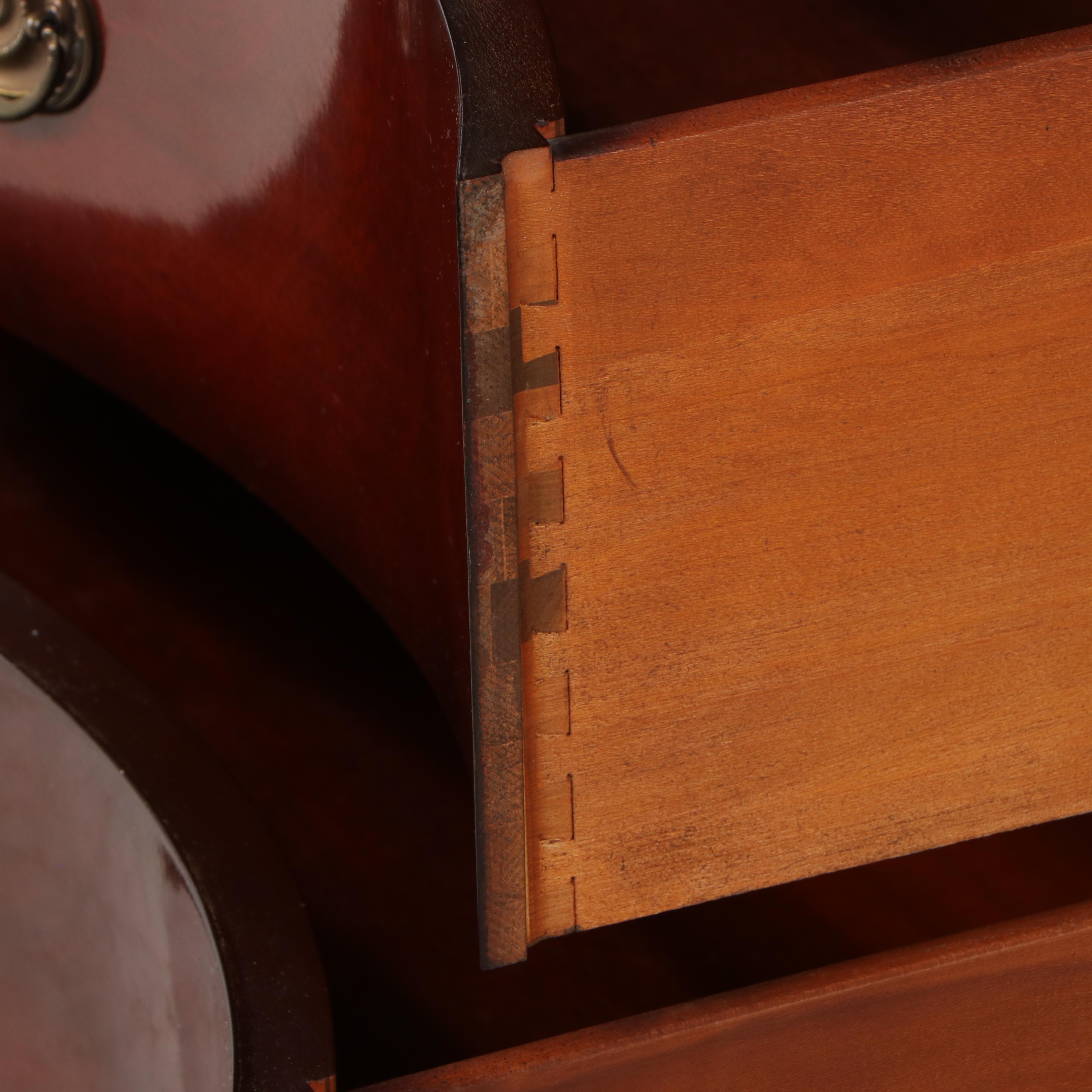 White Furniture Hepplewhite Style Mahogany Dresser with Mirror