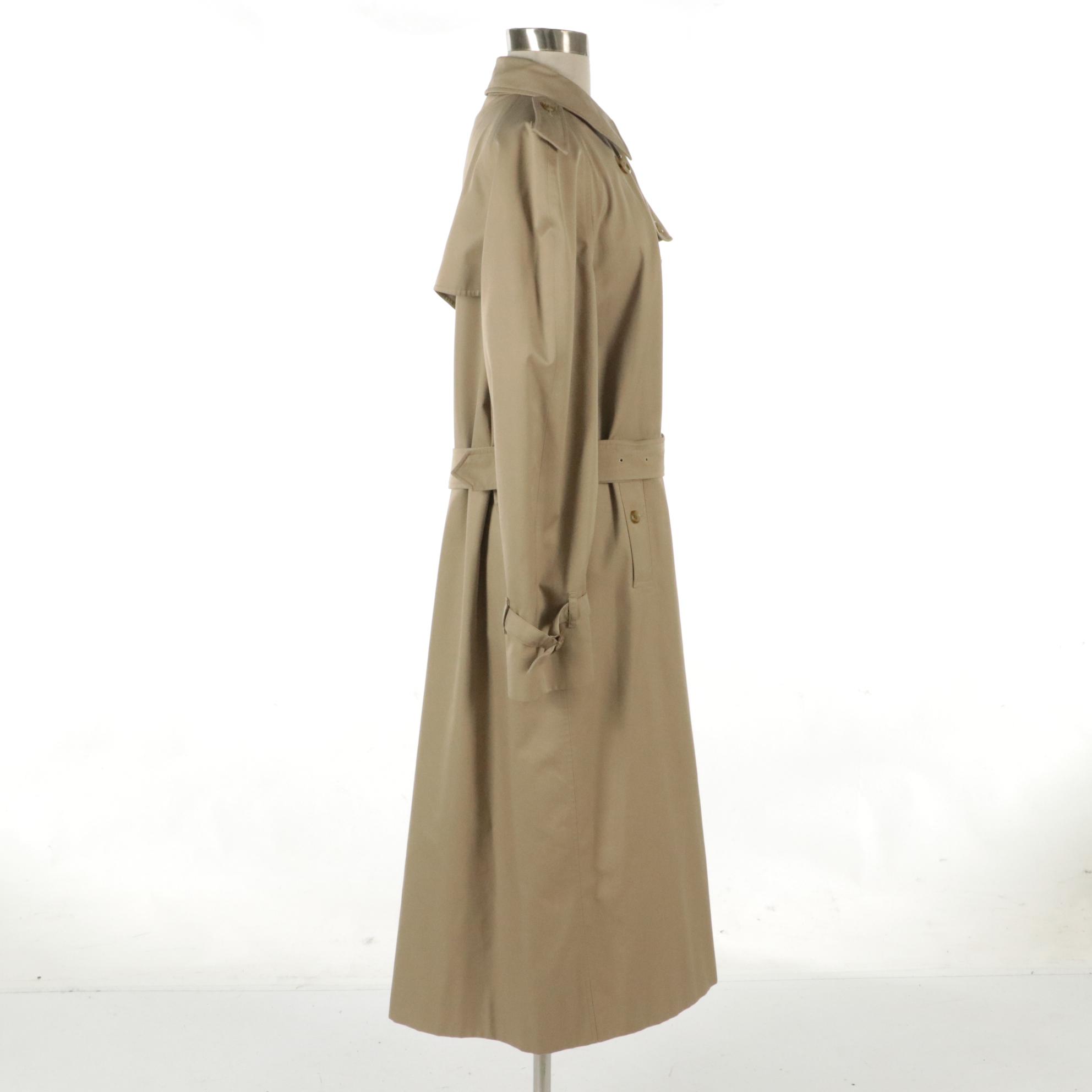 Burberrys Classic Double-Breasted Gabardine Trench Coat