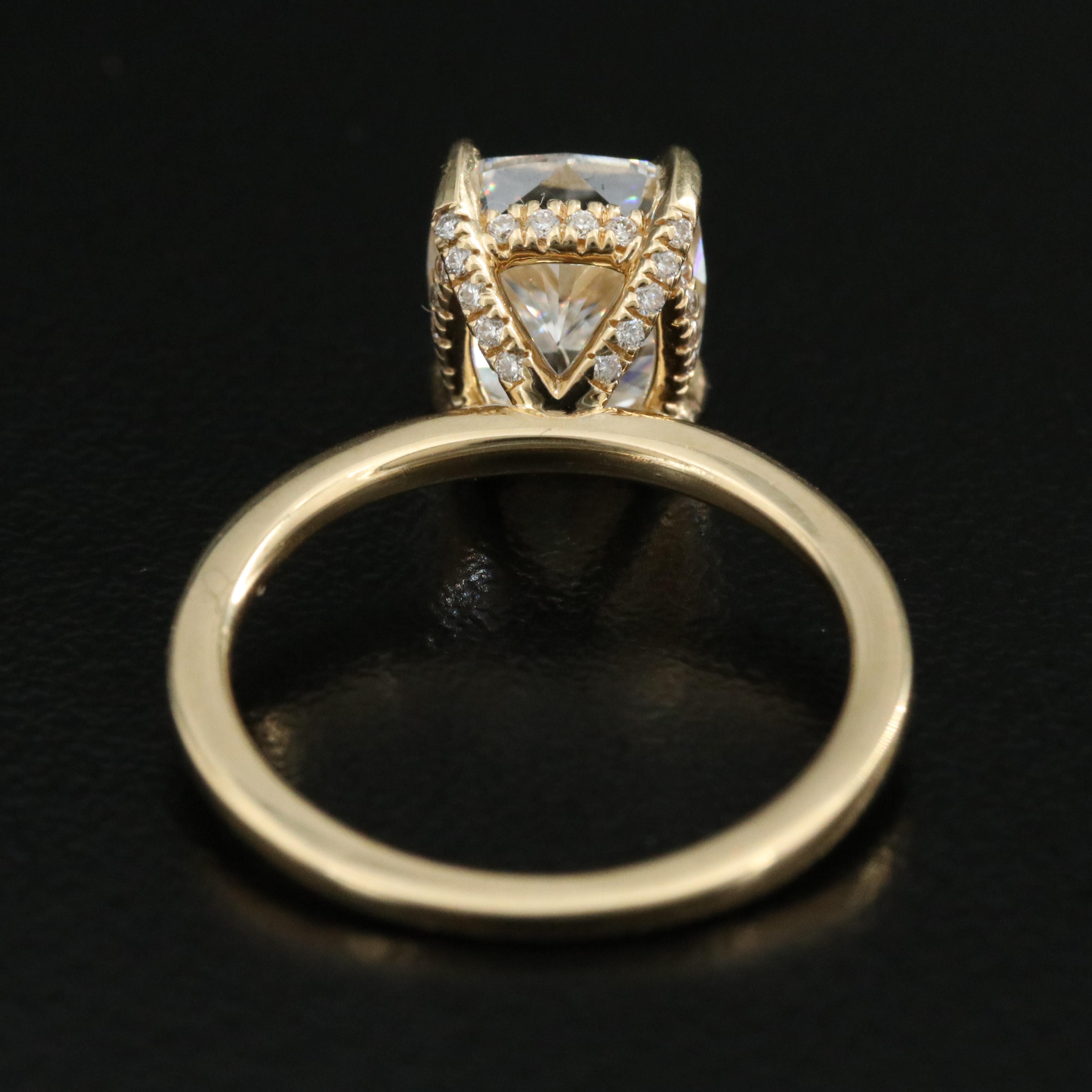 18K 3.16 CTW Diamond Ring with GIA Report