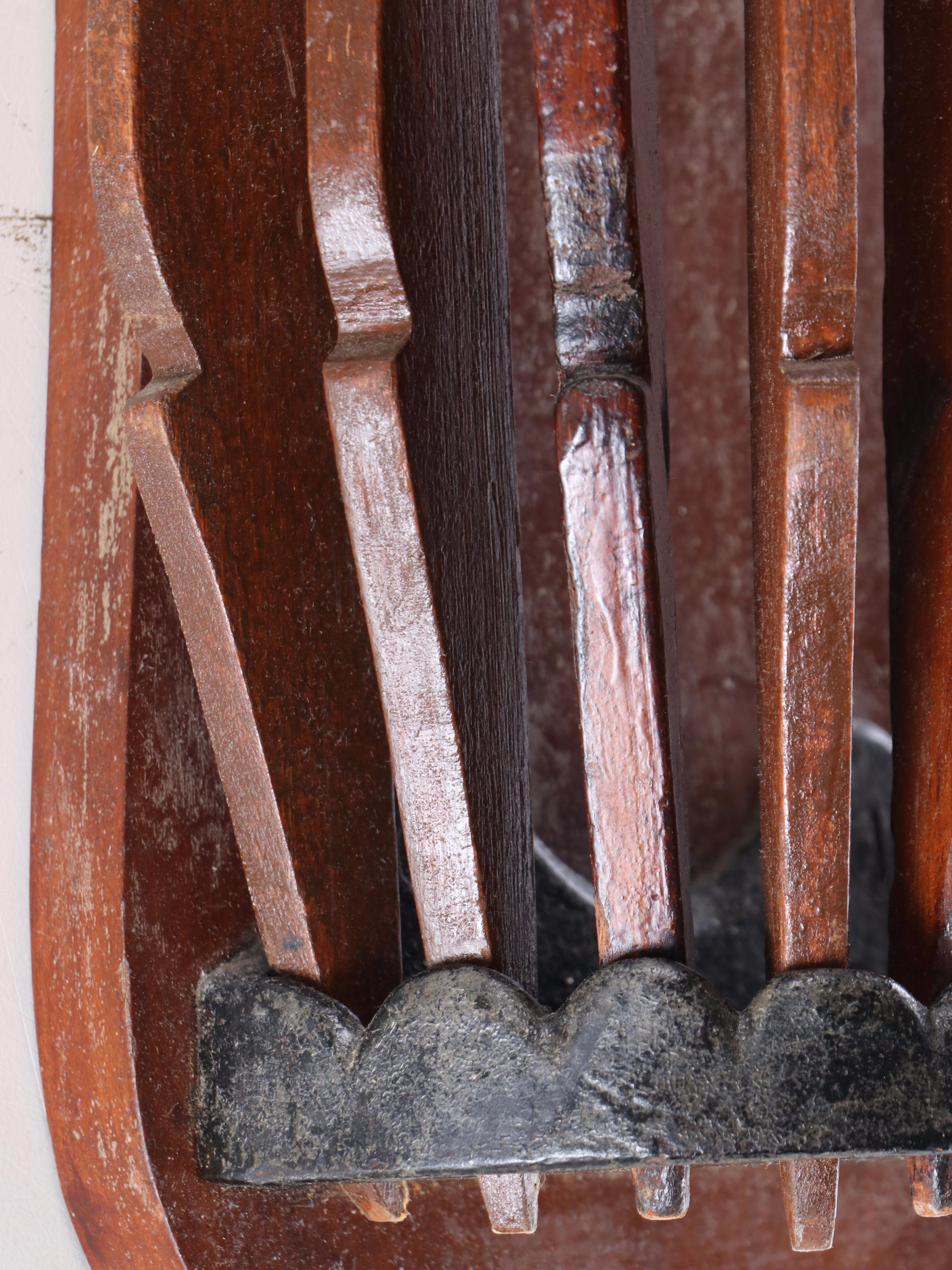 Late Victorian Walnut Finish Collapsible Clothes Dryer