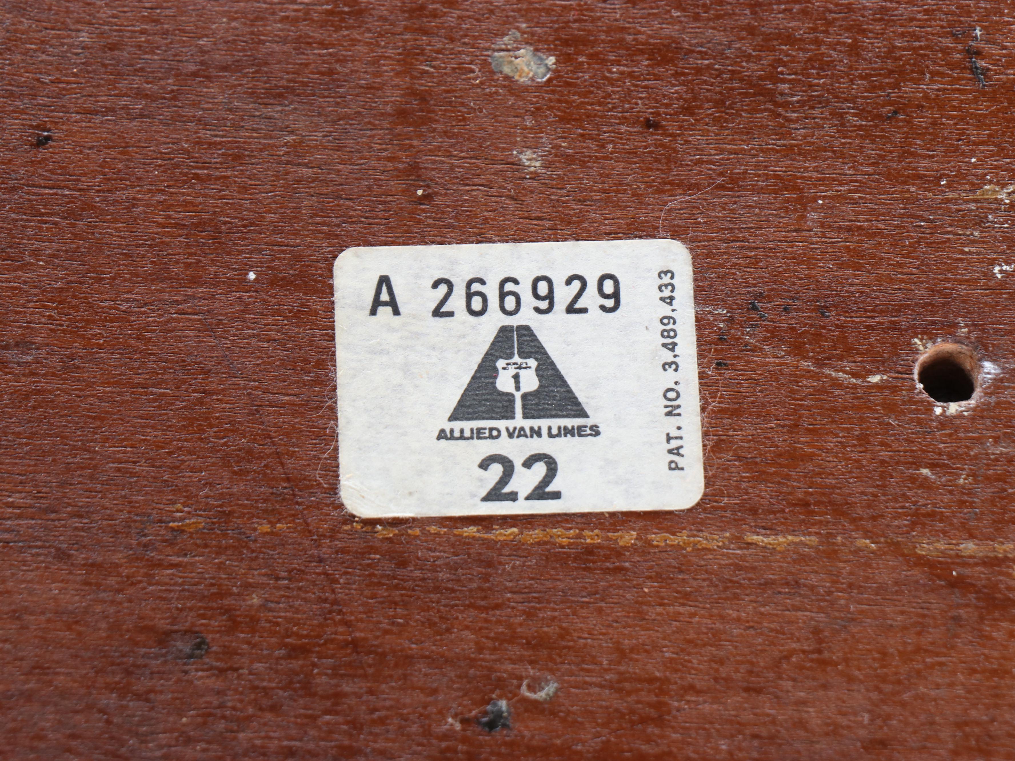 Late Victorian Walnut Finish Collapsible Clothes Dryer