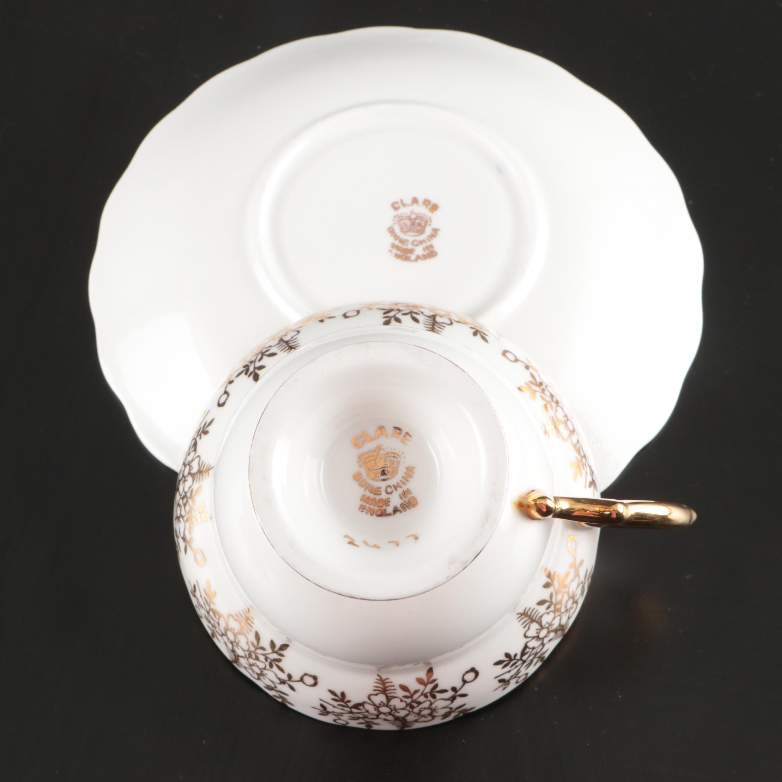 Clare Floral Pattern Bone China Dinnerware with Wedgwood Plate