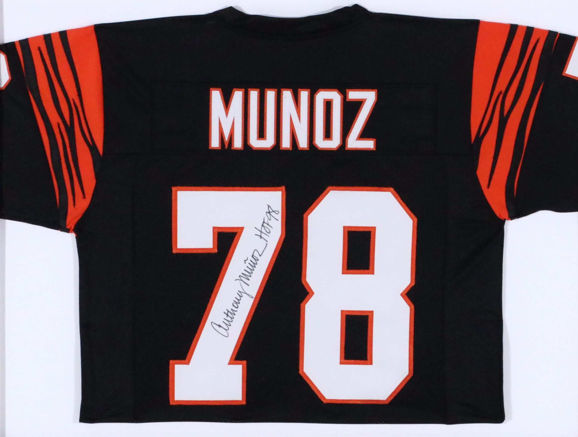 Anthony Muñoz Signed Cincinnati Bengals Football Jersey in Matted Display