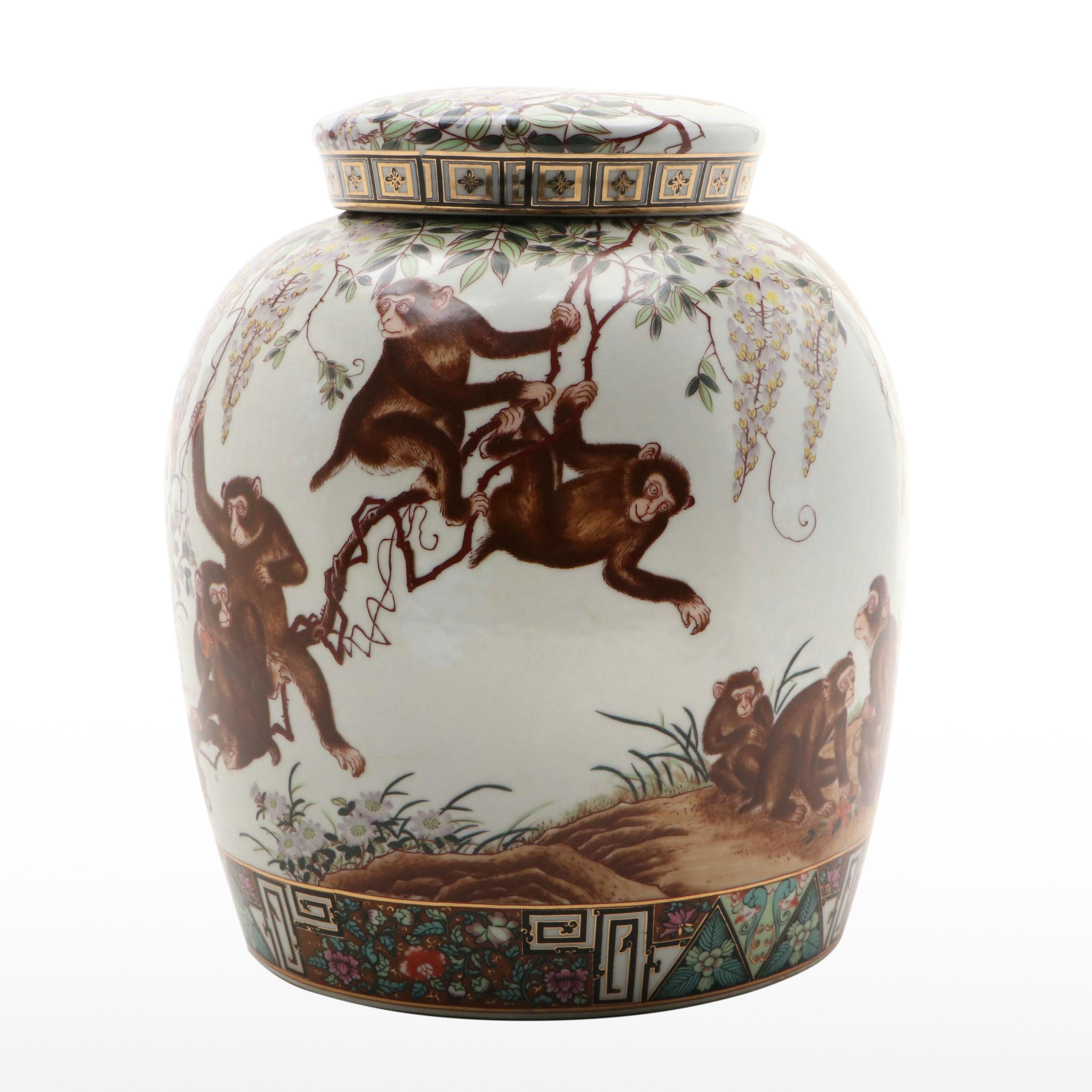 Chinese Porcelain Decorative Ginger Jar with Monkeys in Peach Tree