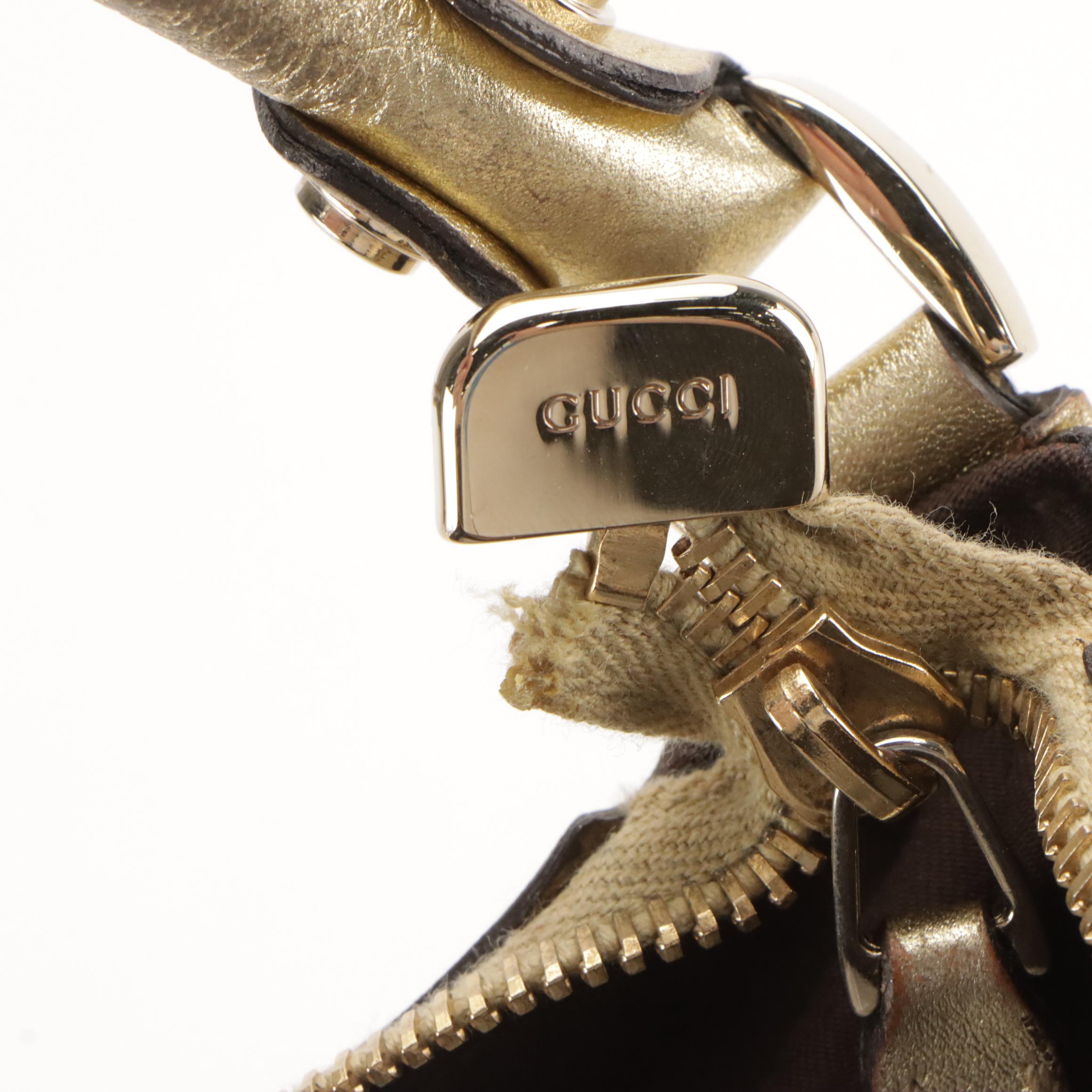 Gucci Abbey D-Ring Shoulder Bag in Beige GG Canvas and Metallic Gold Leather