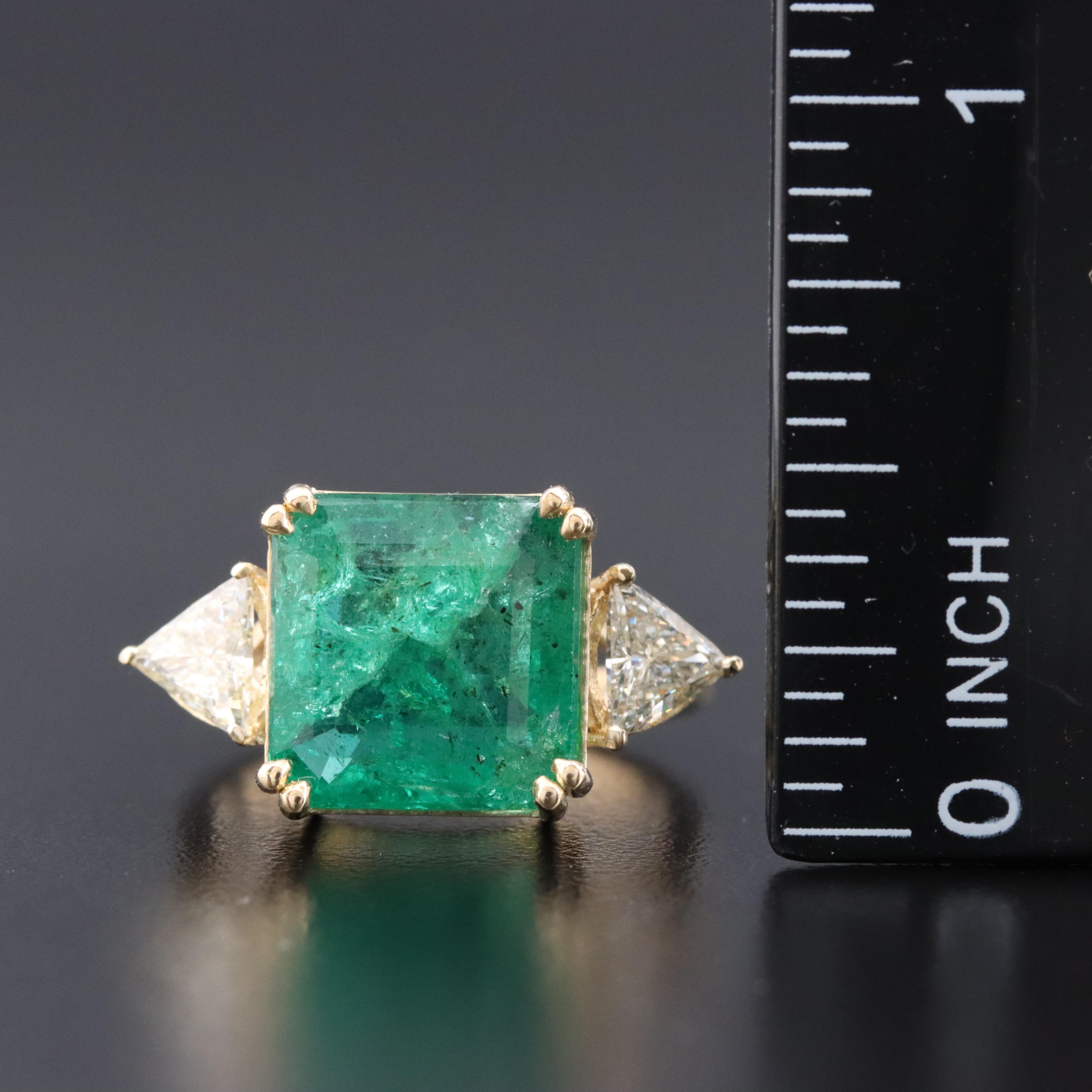 18K 6.52 CT Emerald and Diamond Ring with GIA Report