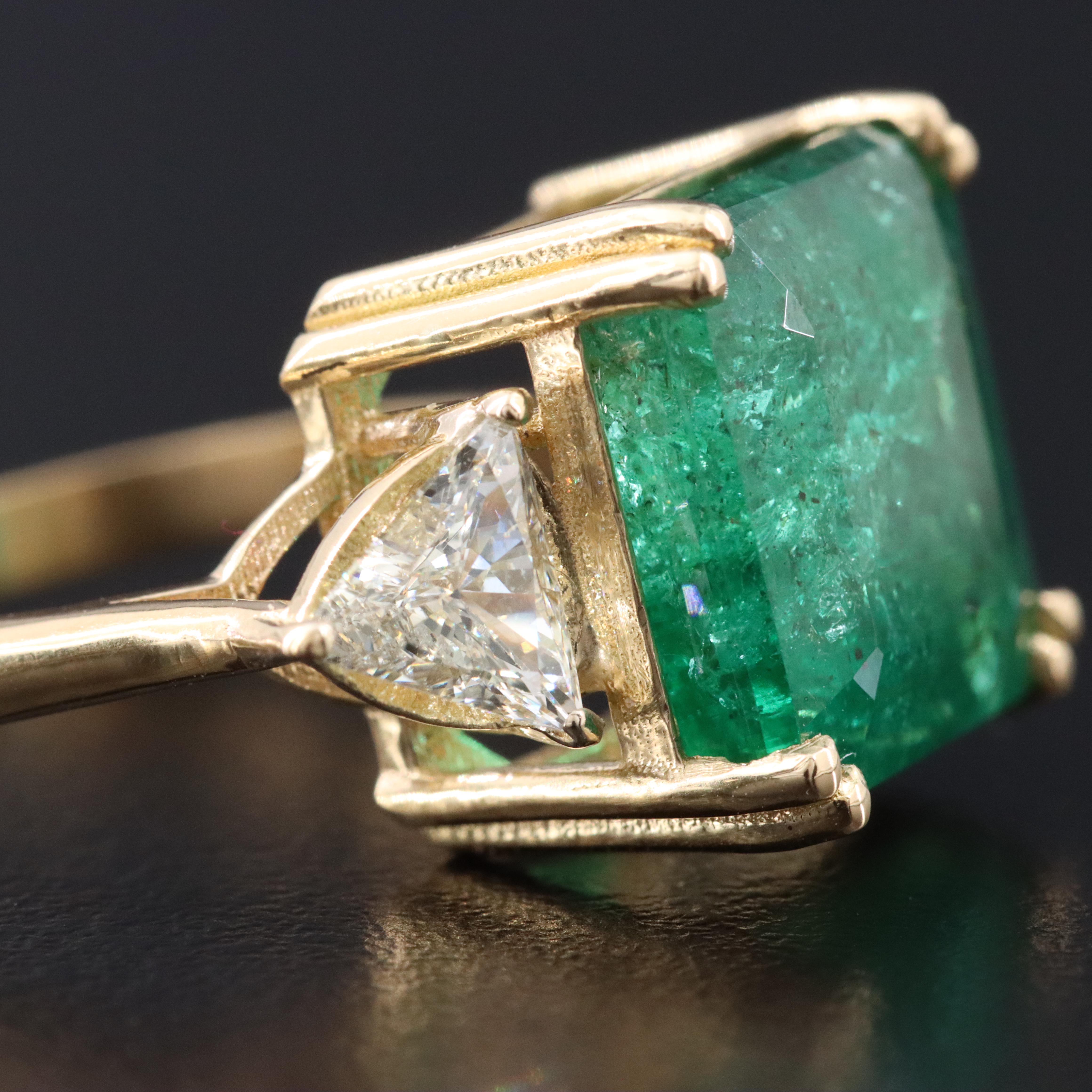 18K 6.52 CT Emerald and Diamond Ring with GIA Report