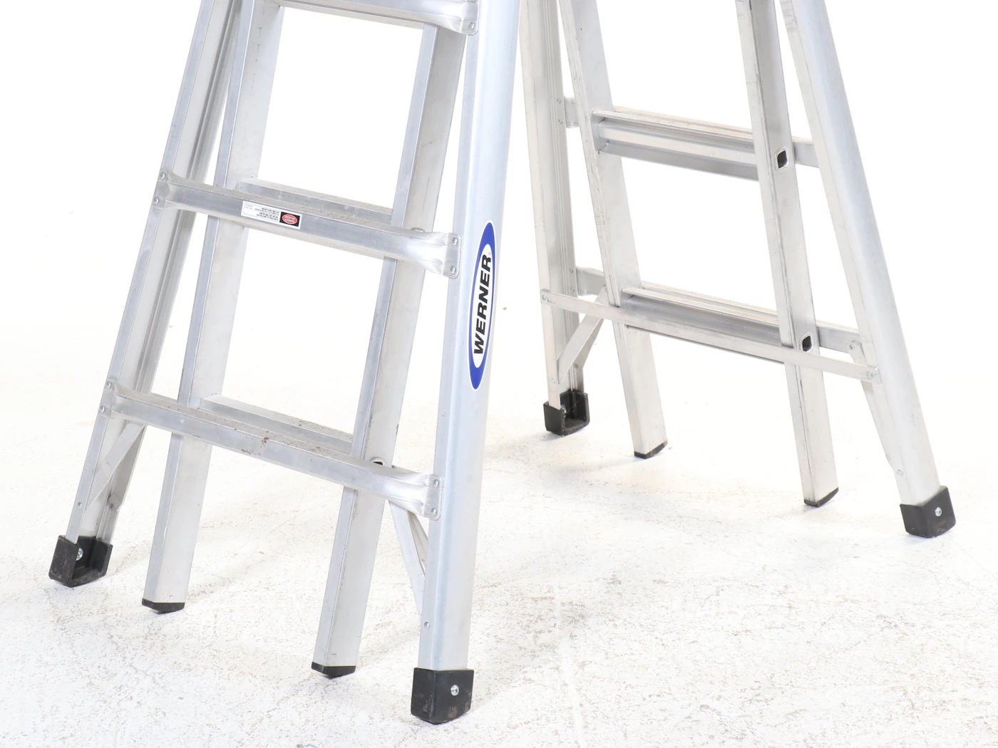 Werner Aluminum 25' Step Ladder | EBTH