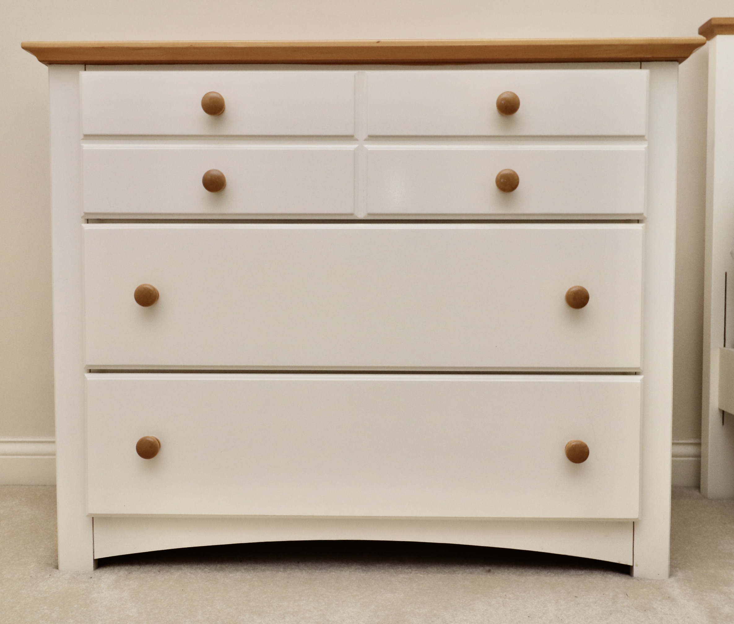 Child Craft Industries Parcel-Painted Twin Bedroom Suite and Real Simple Bedding