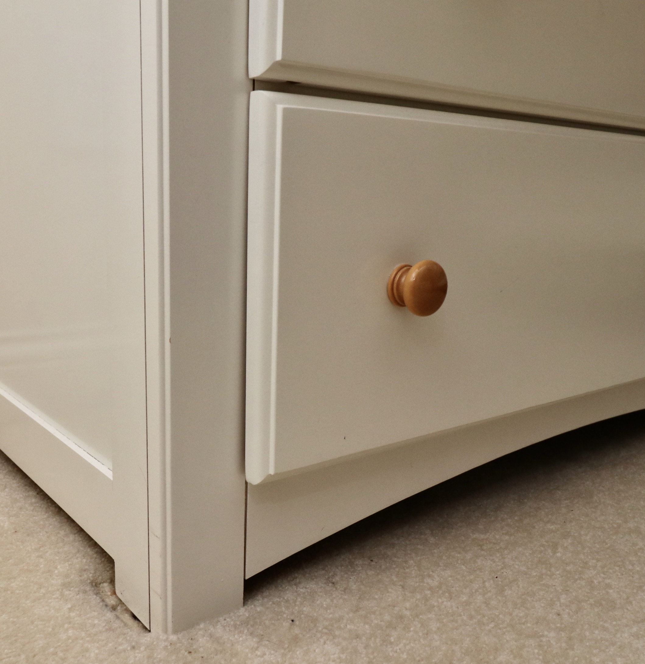 Child Craft Industries Parcel-Painted Twin Bedroom Suite and Real Simple Bedding