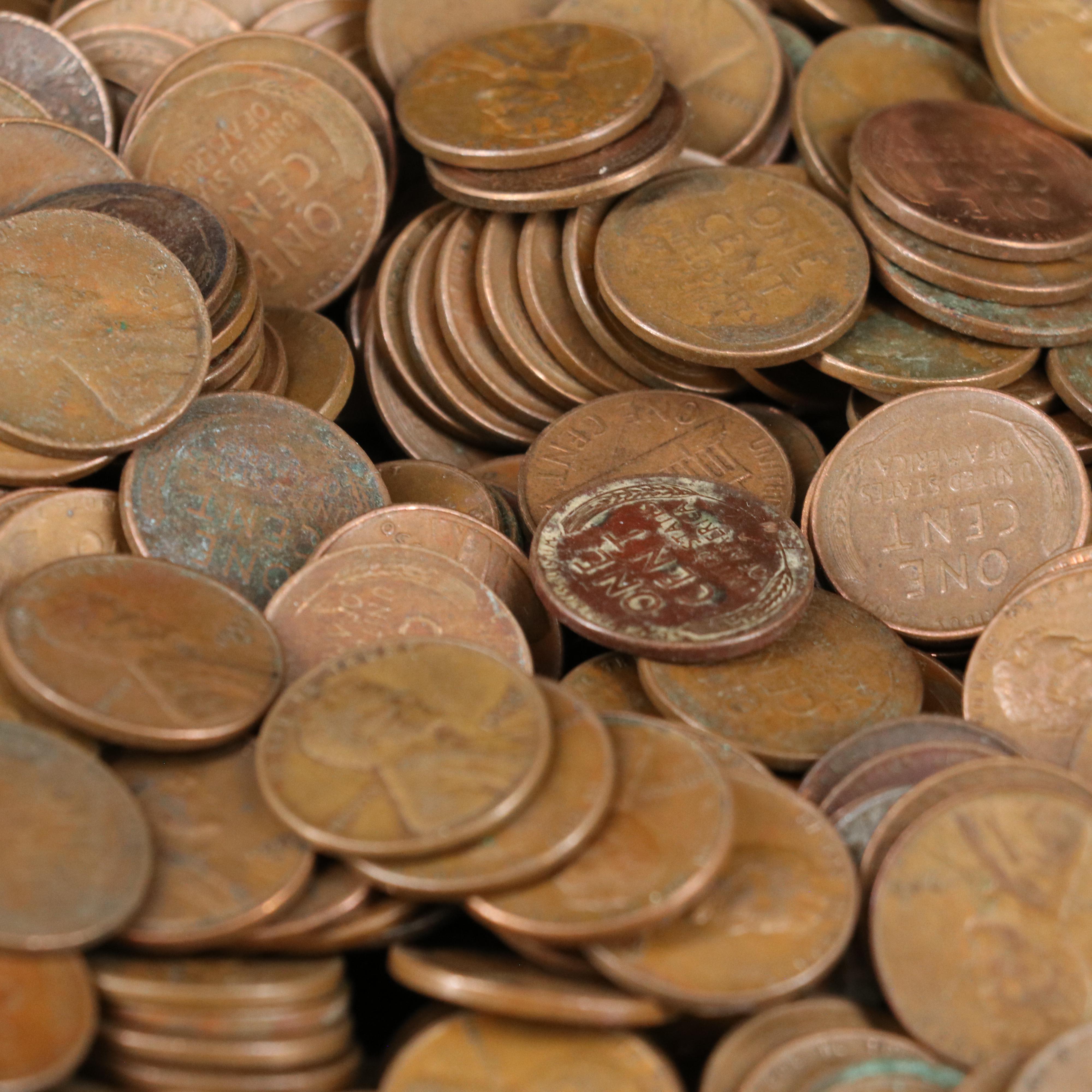 1,000 Lincoln Wheat Cents, Including 100 WWII Steel Cents