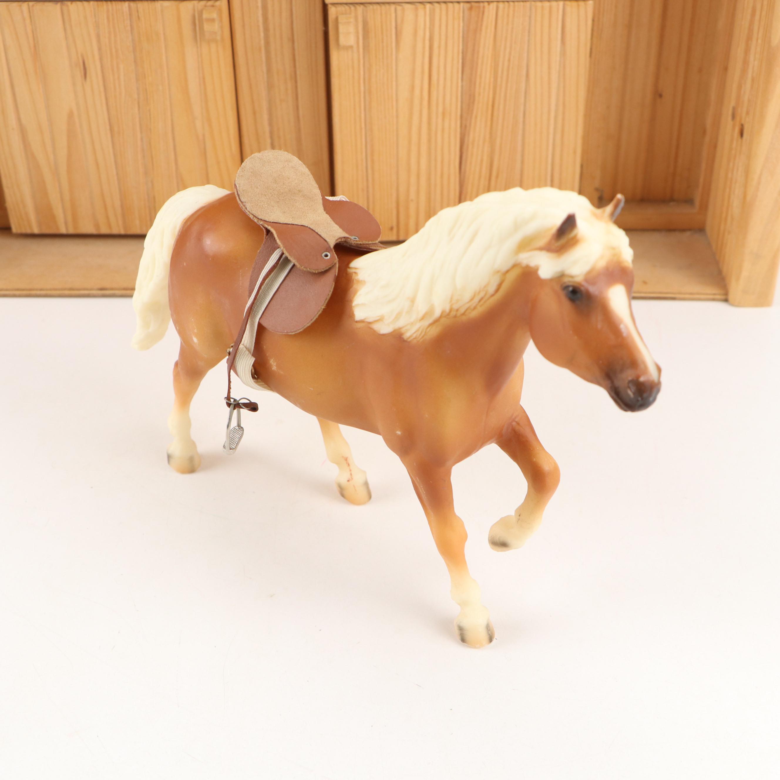 Breyer Deluxe Stable Wooden Playset with Horses