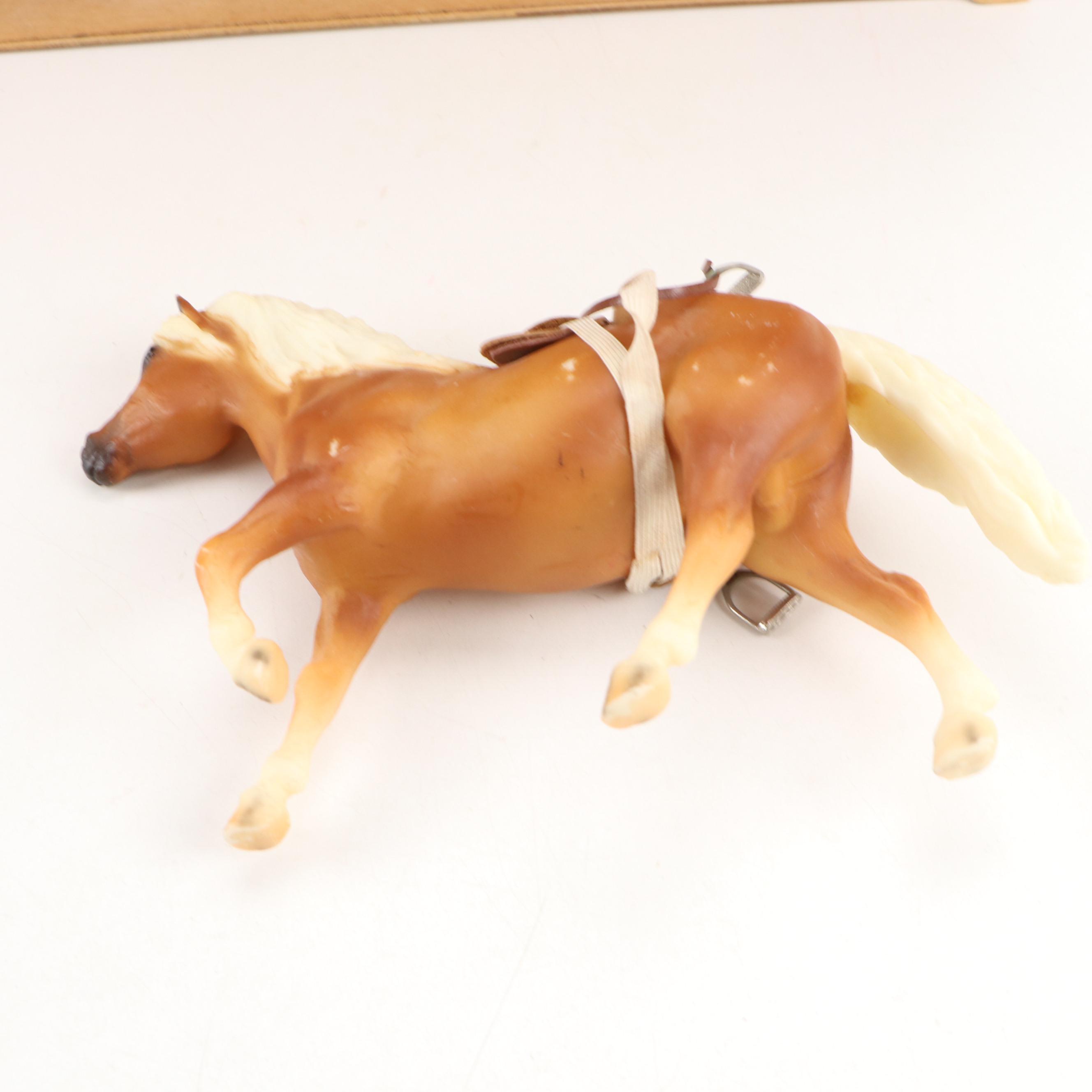 Breyer Deluxe Stable Wooden Playset with Horses