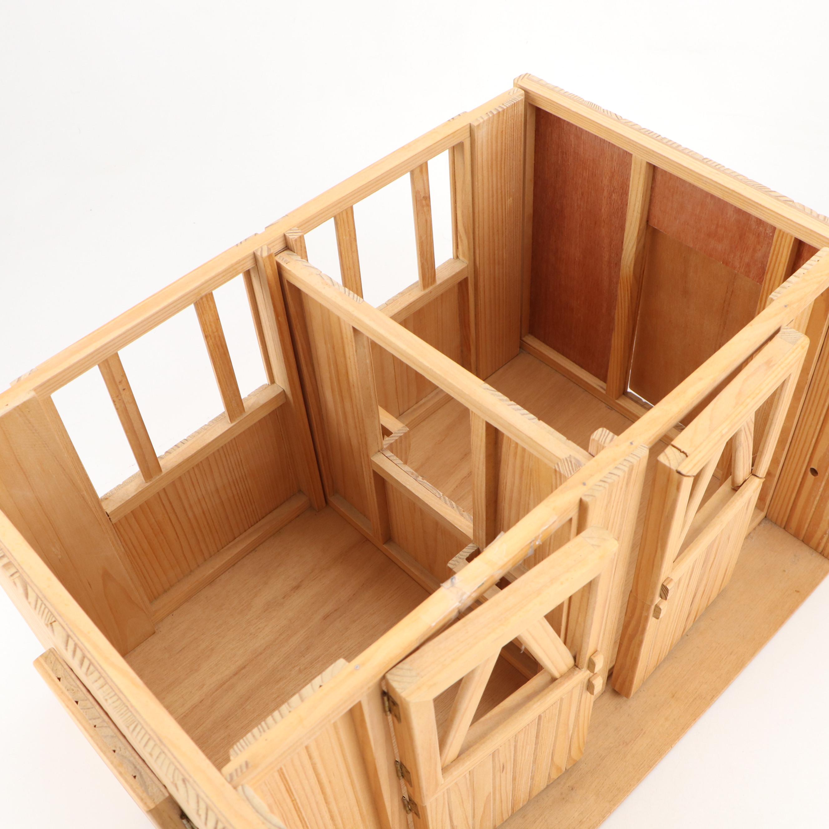 Breyer Deluxe Stable Wooden Playset with Horses