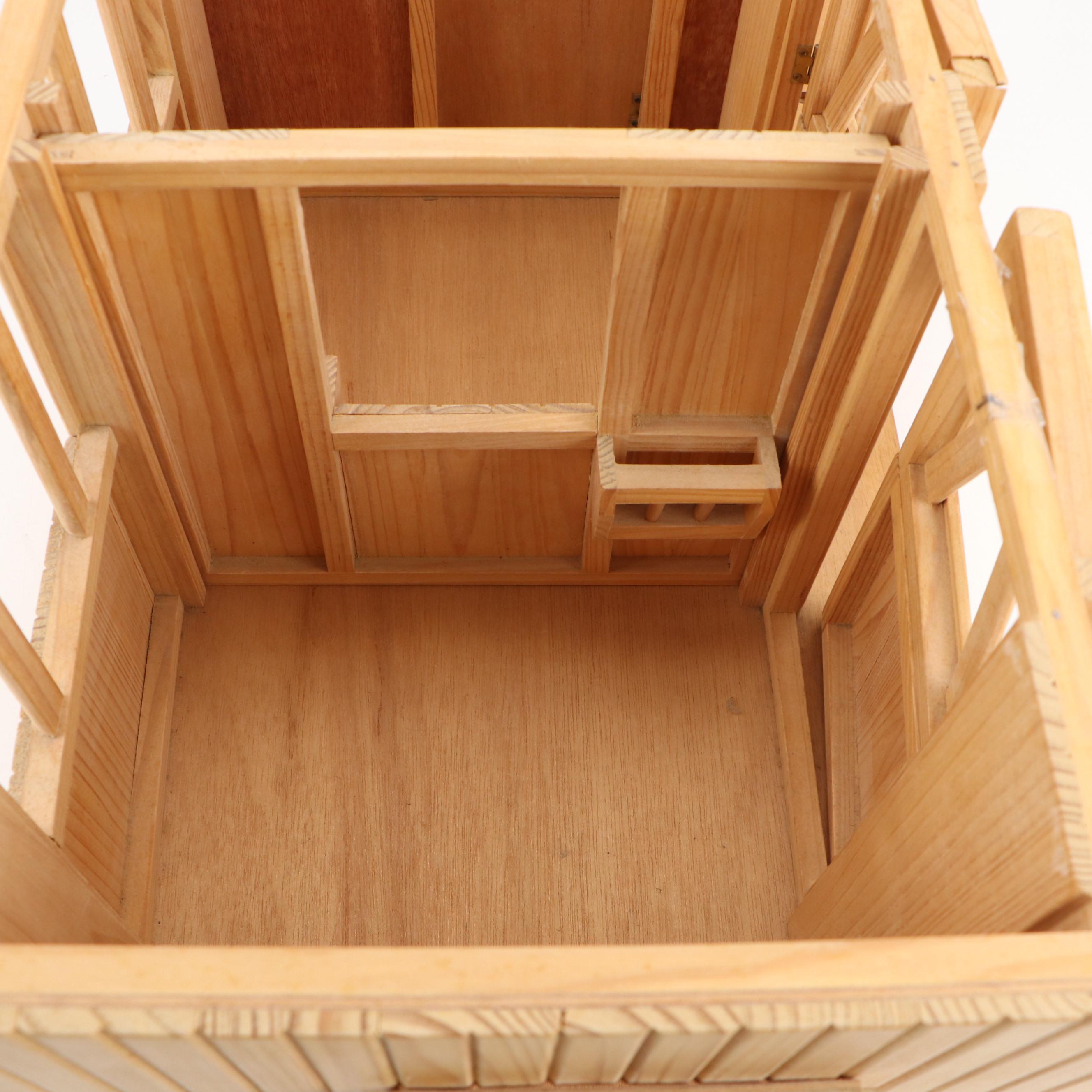 Breyer Deluxe Stable Wooden Playset with Horses