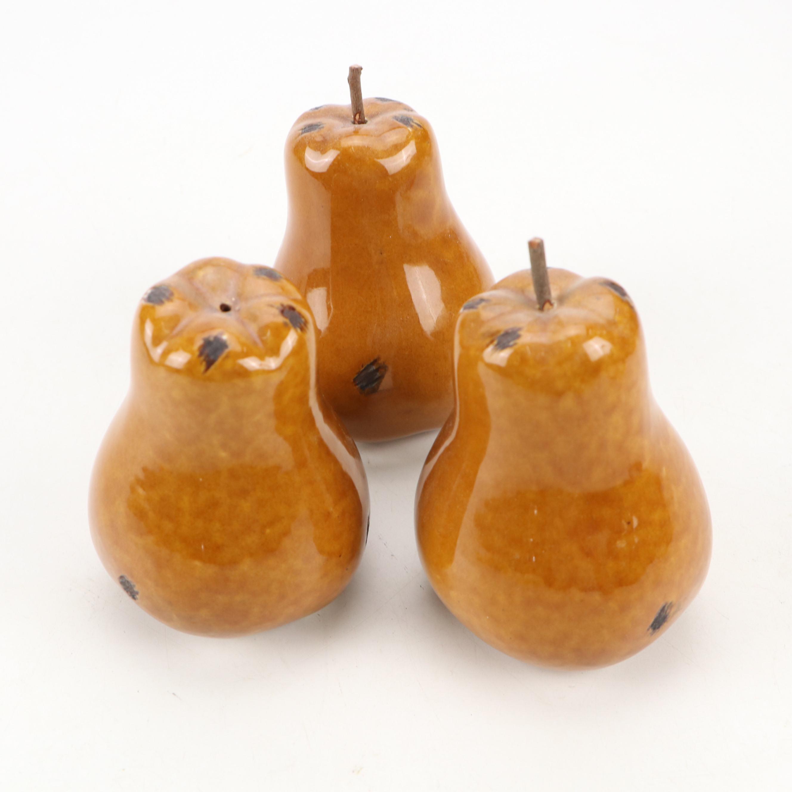 Ceramic Pumpkin Tureen with Wire Baskets and Other Décor