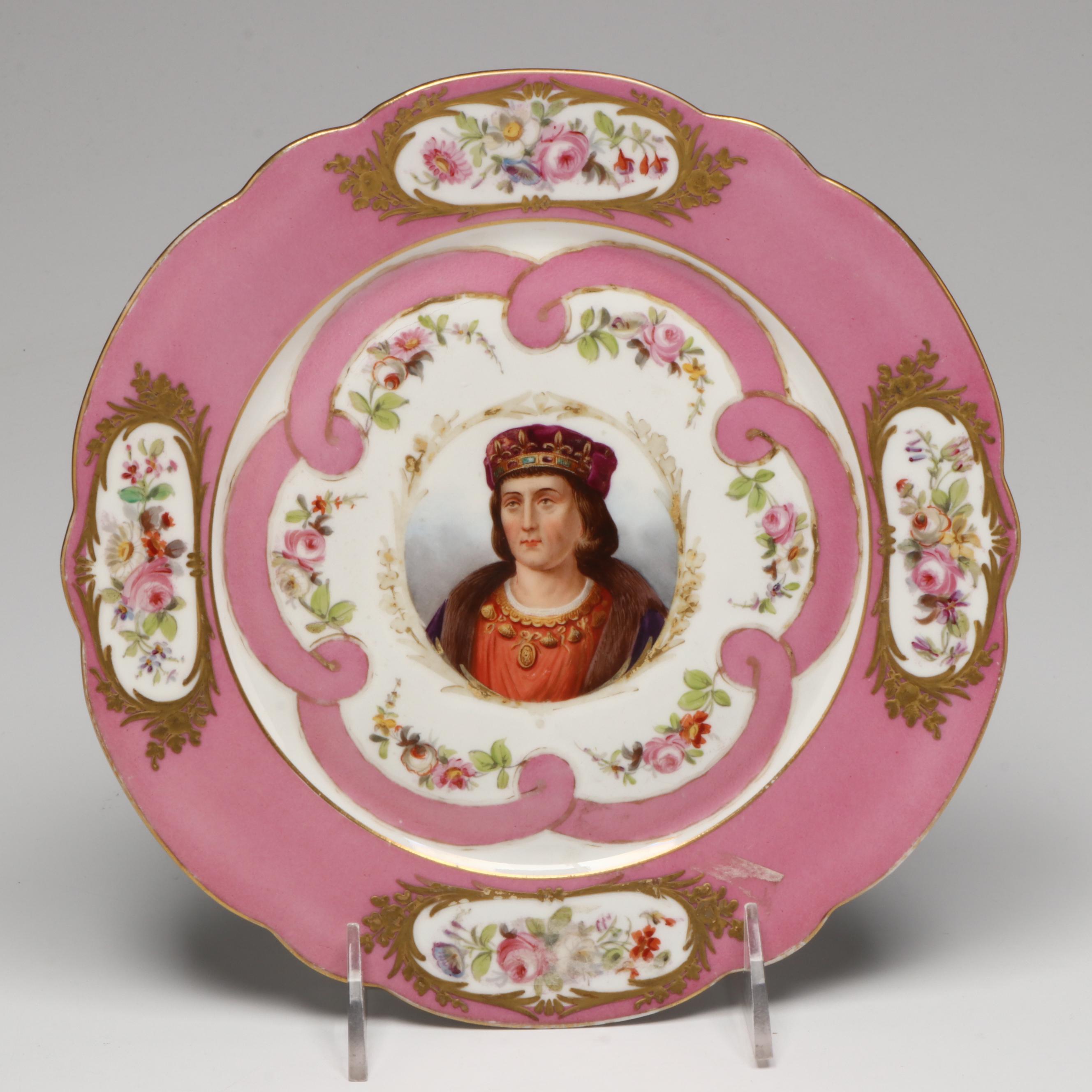 Sèvres Porcelain Fond Rose Portrait Tazza with Two Handled Cups and Saucers