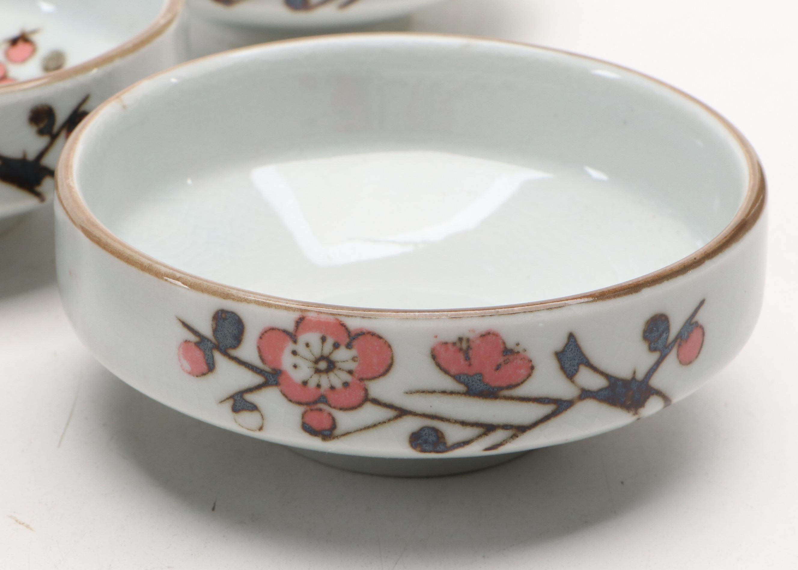 Japanese Ceramic Cherry Blossom Pattern Bowls