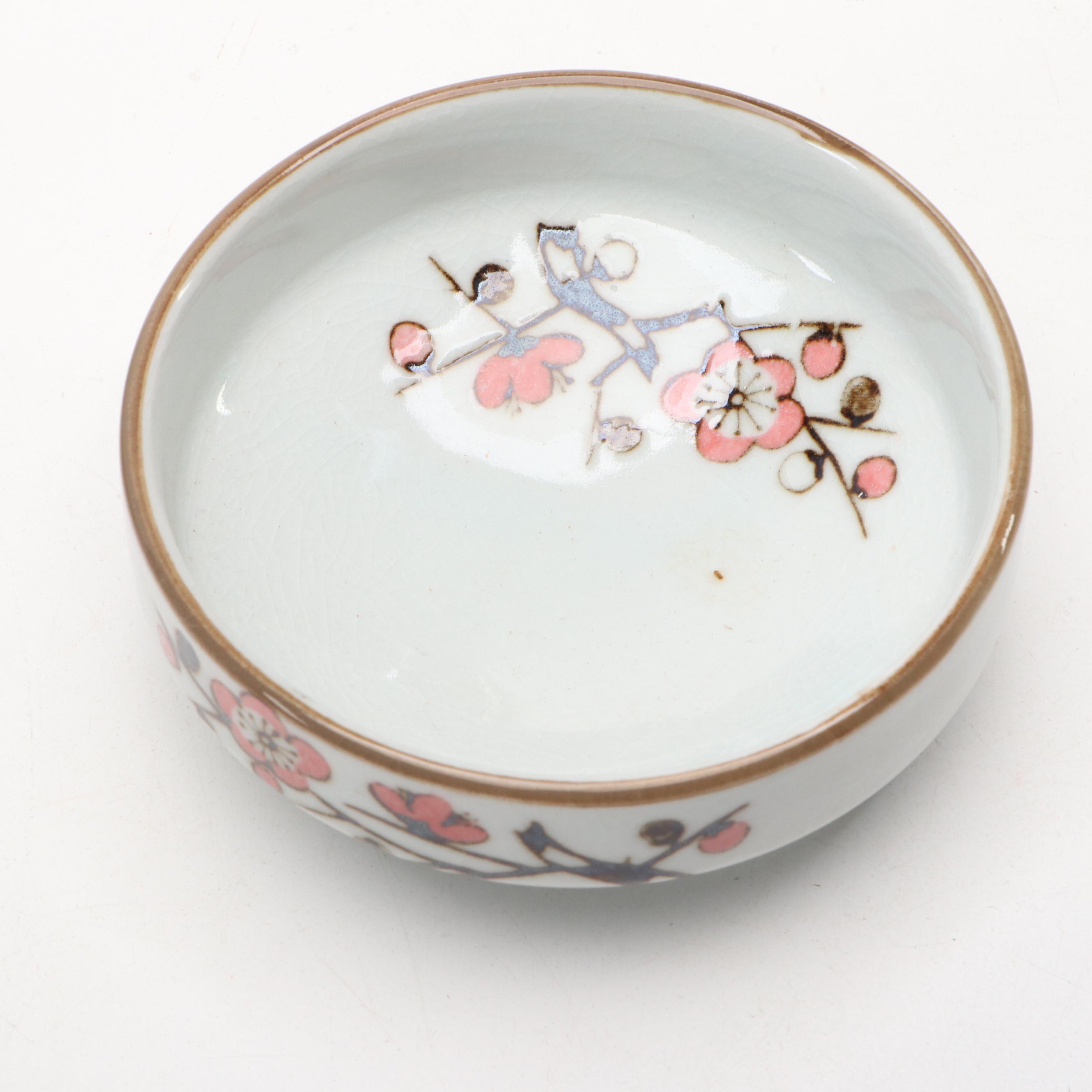 Japanese Ceramic Cherry Blossom Pattern Bowls