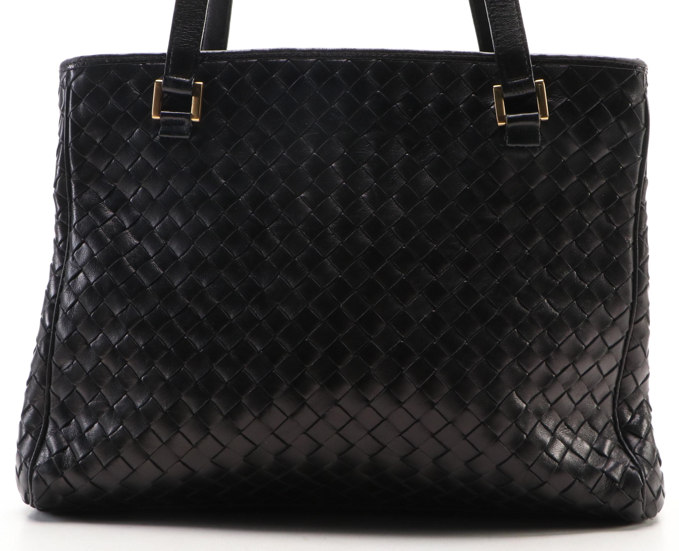 Bottega Veneta Vintage Shoulder Bag in Black Intrecciato Leather