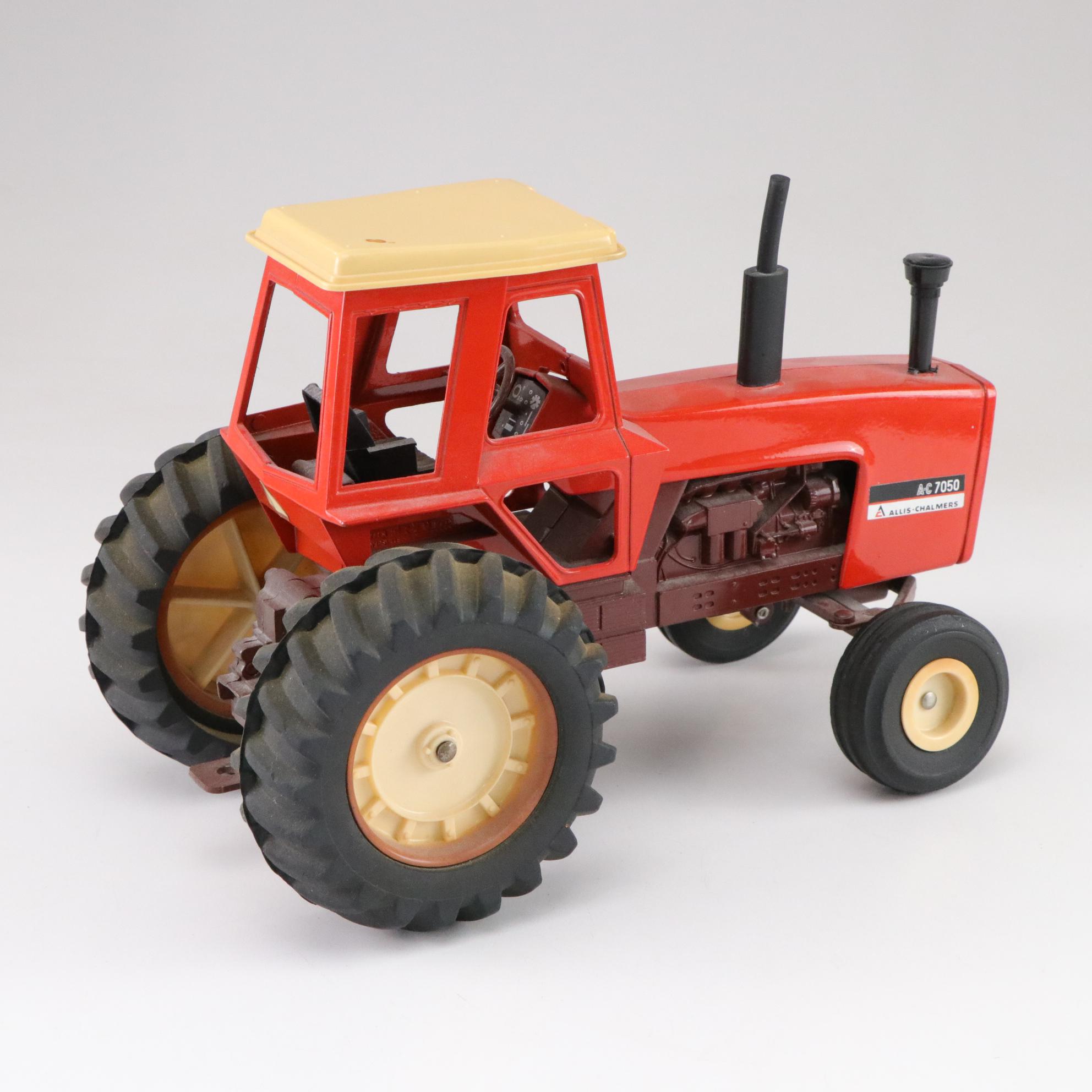 ERTL Ford 9600 Diecast Metal Tractor with Two Allis-Chalmers 7050 Tractors