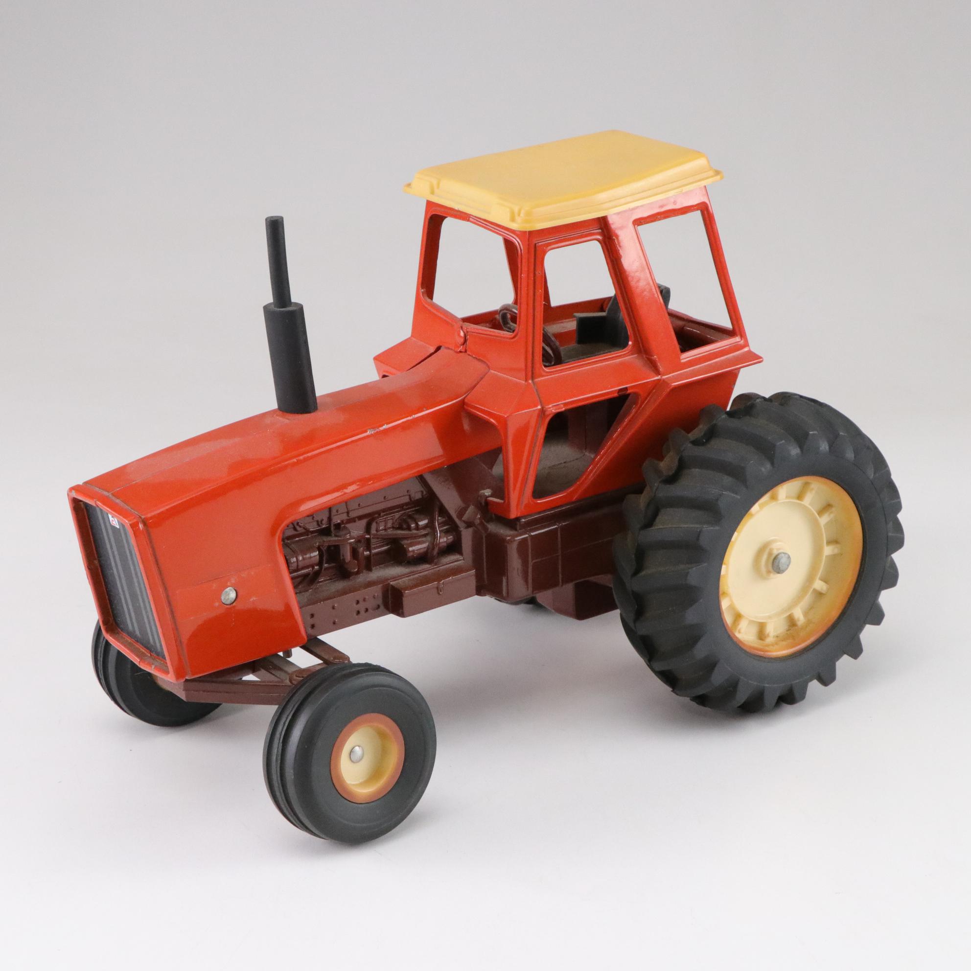 ERTL Ford 9600 Diecast Metal Tractor with Two Allis-Chalmers 7050 Tractors