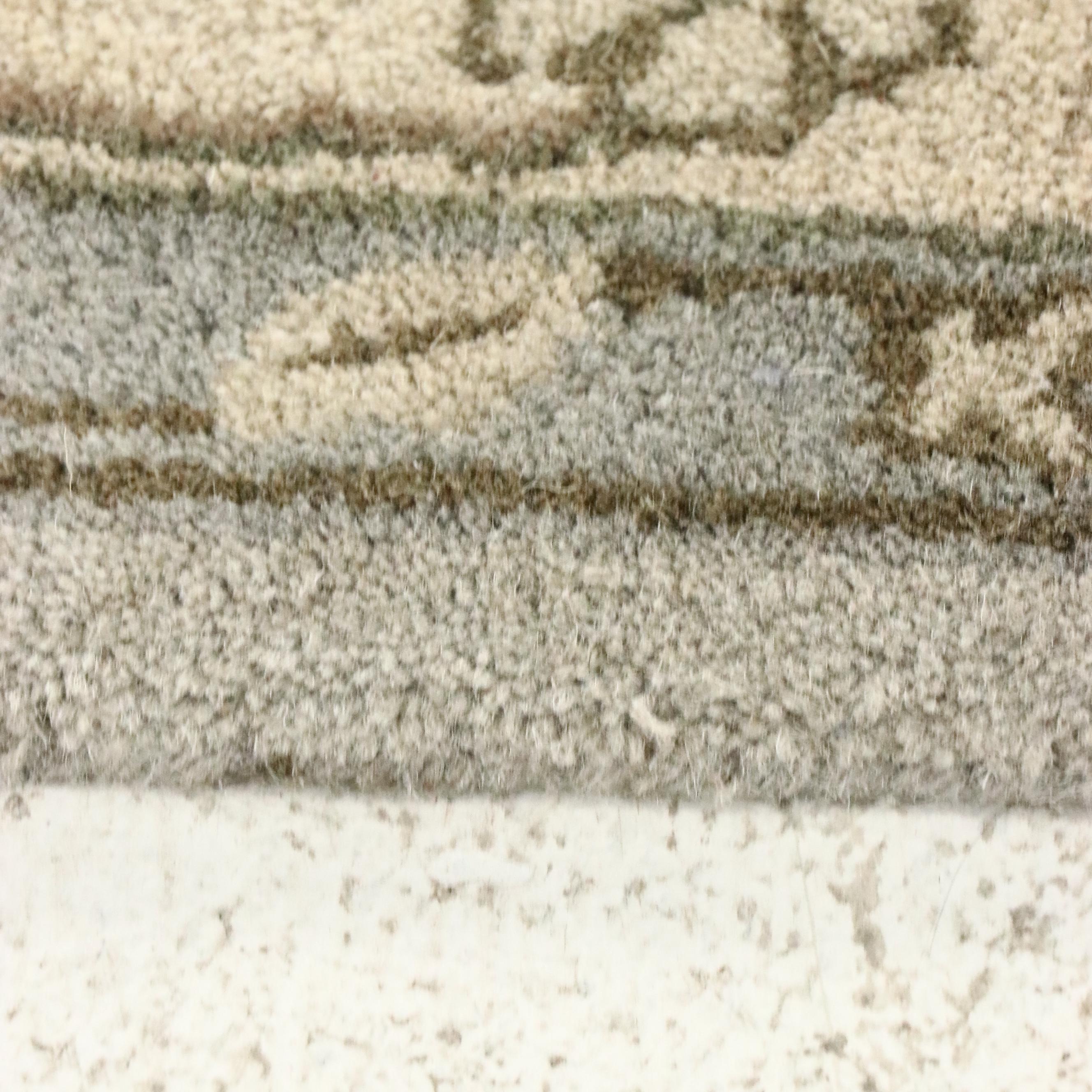 5' x 7'11 Hand-Tufted Safavieh "Heritage" Area Rug