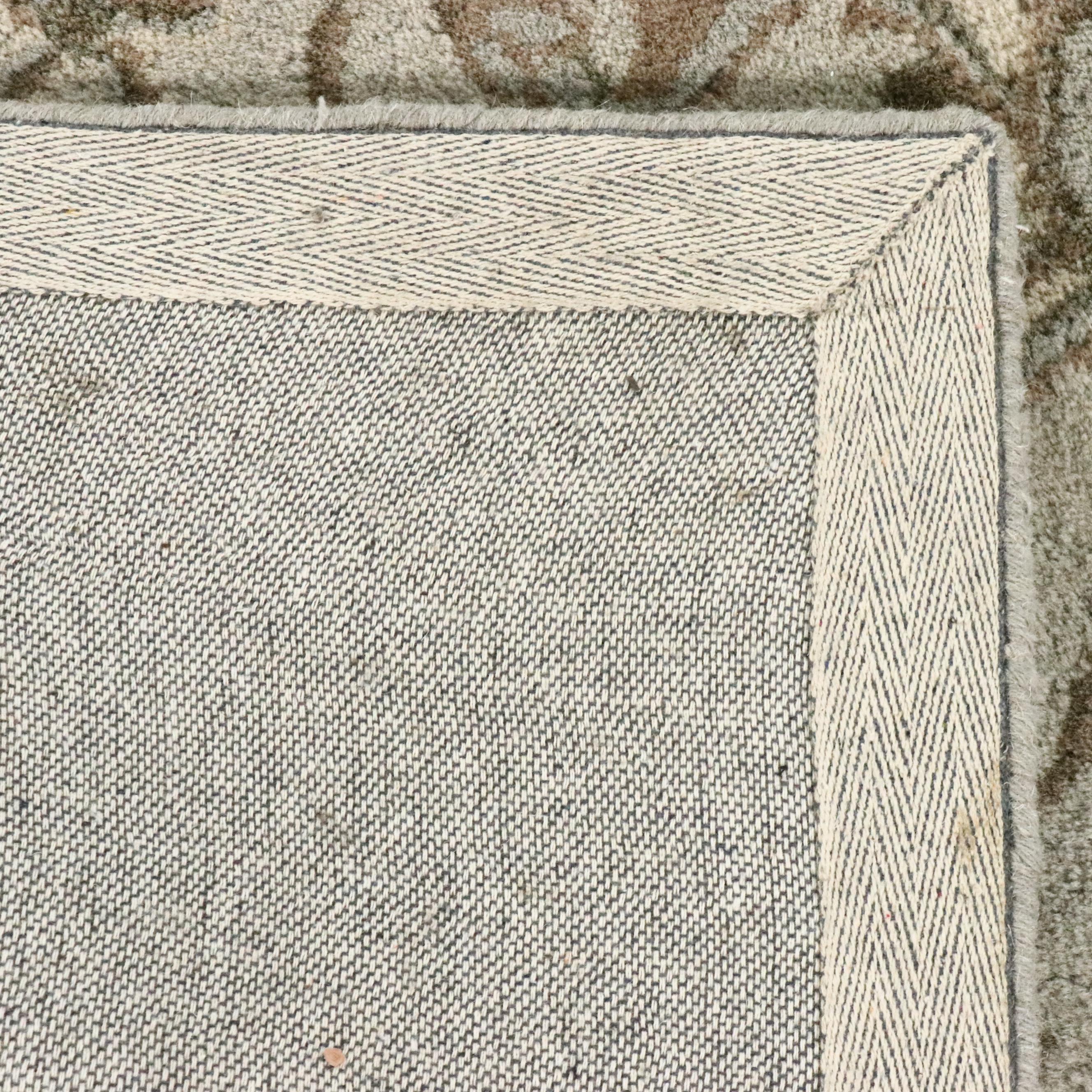 5' x 7'11 Hand-Tufted Safavieh "Heritage" Area Rug