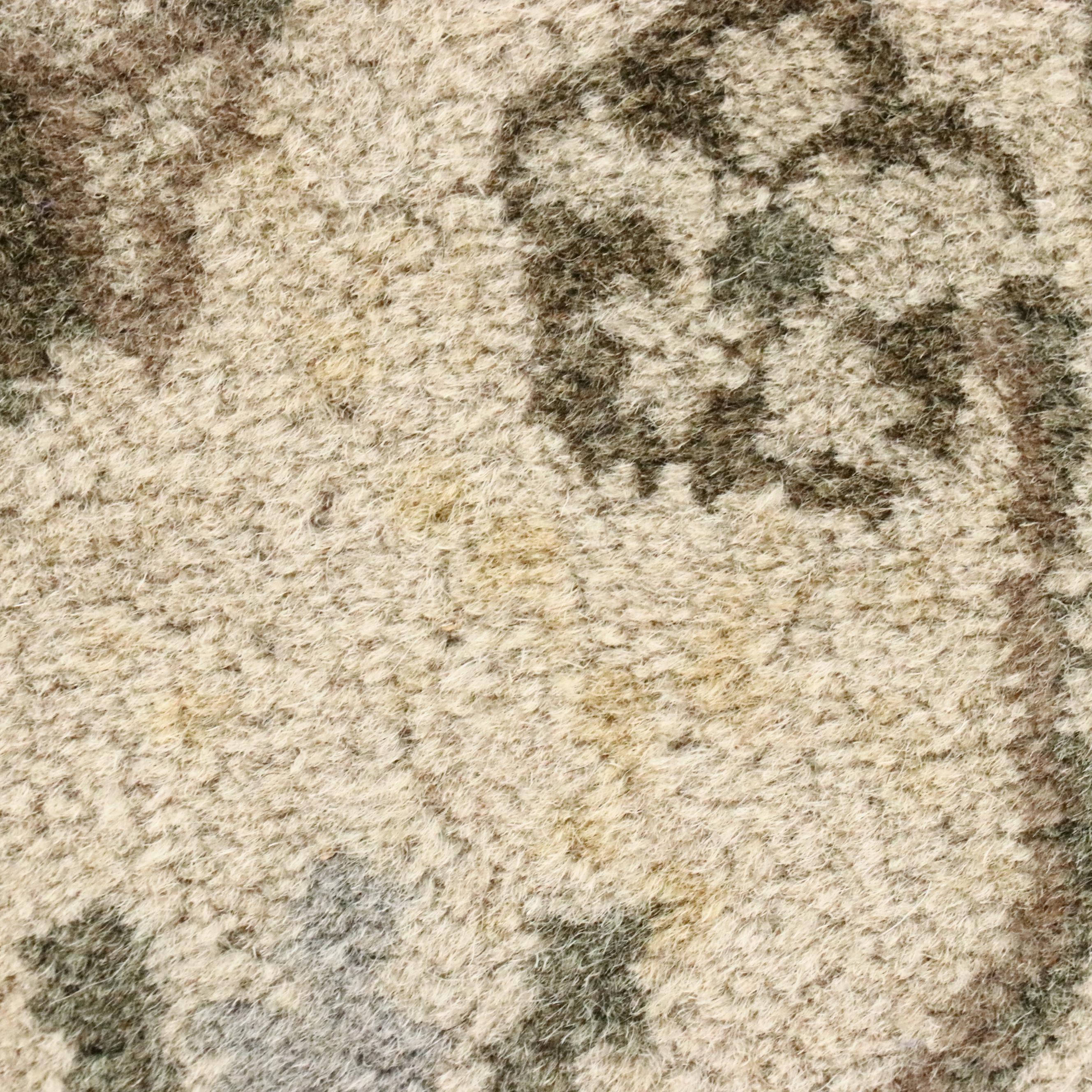 5' x 7'11 Hand-Tufted Safavieh "Heritage" Area Rug