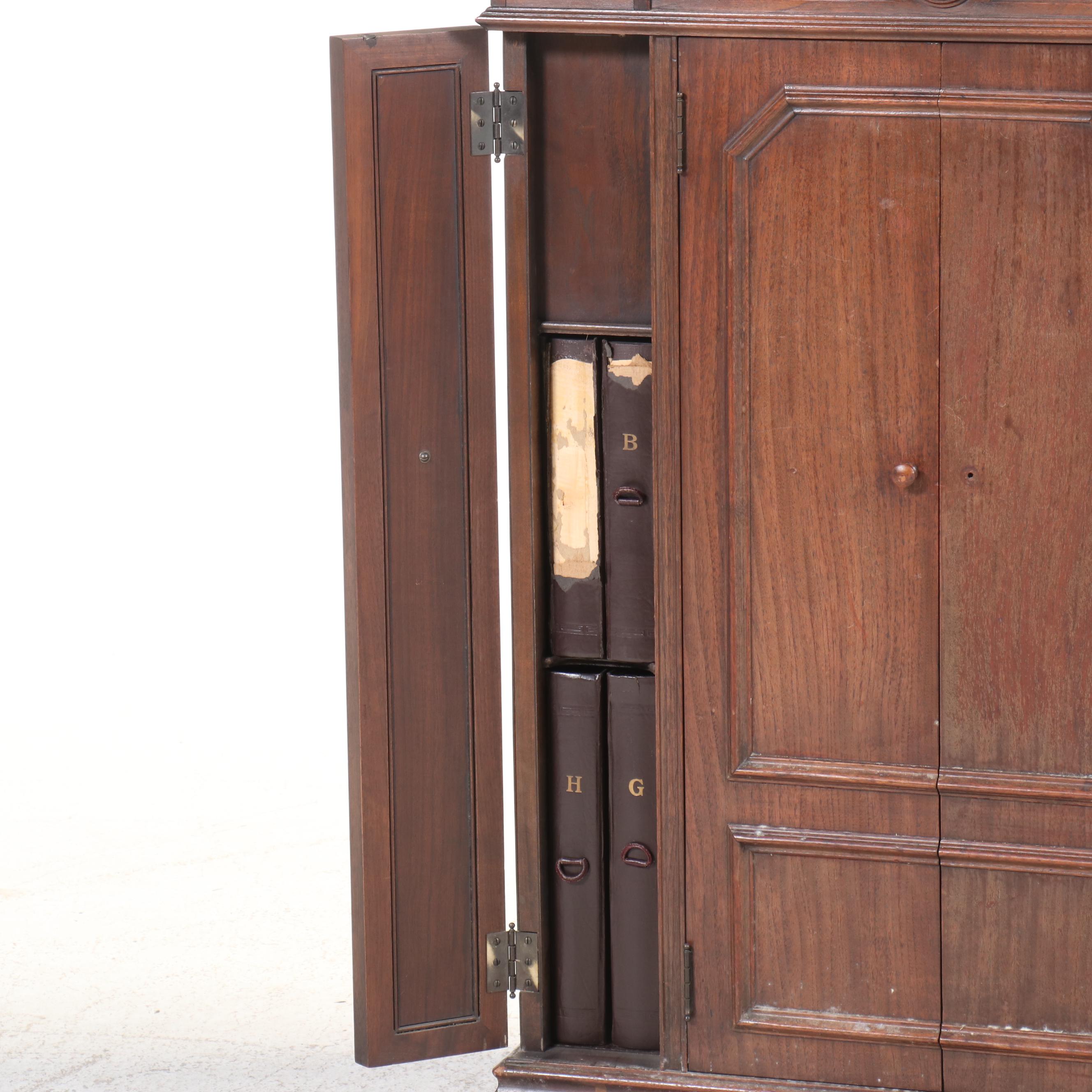 Victor-Victrola VE 8-30X Electric Walnut Credenza Phonograph & Records, 1927