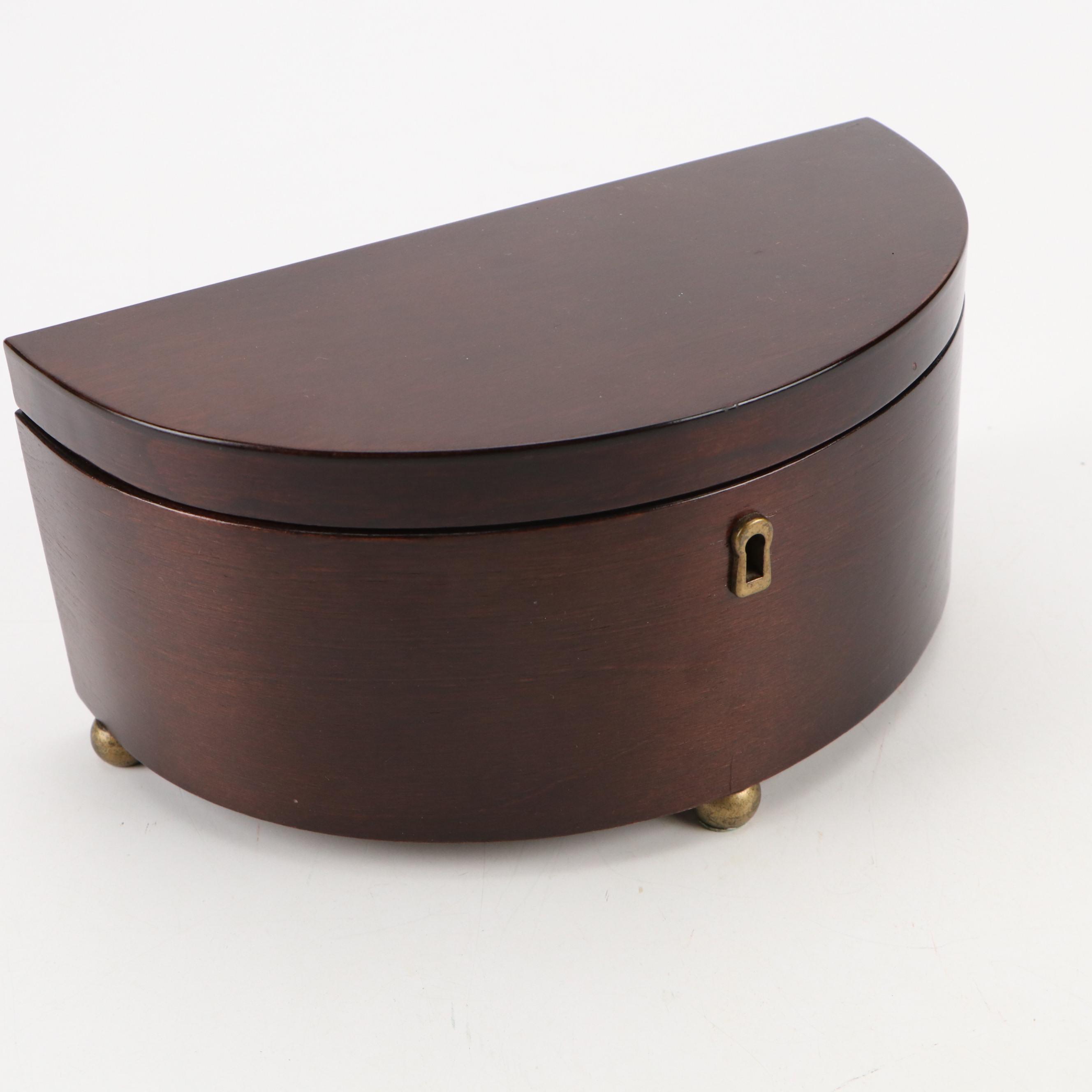 German Cutiecut Double-Sided Curvimeter with Jewelry Box